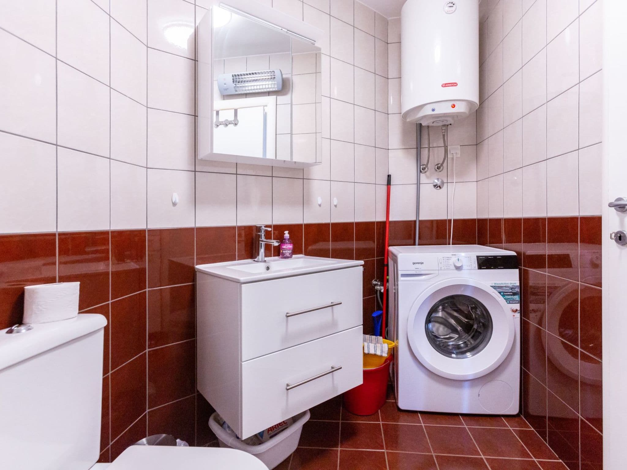 Bathroom / Wellness