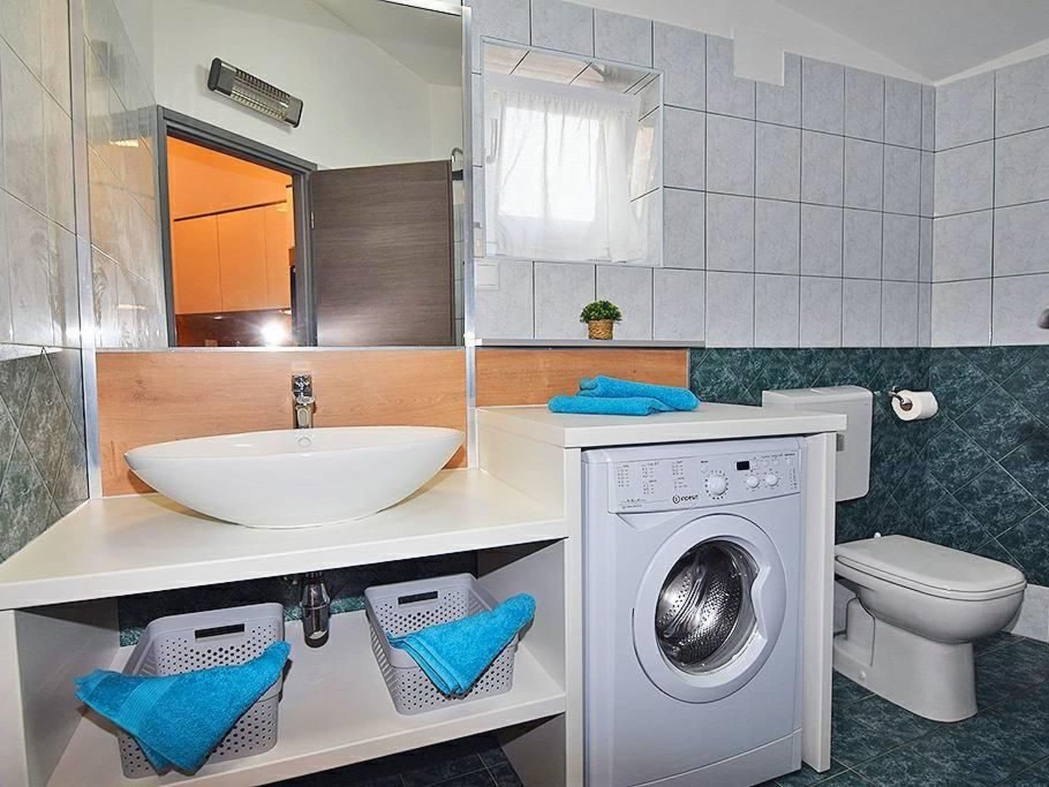 Bathroom / Wellness