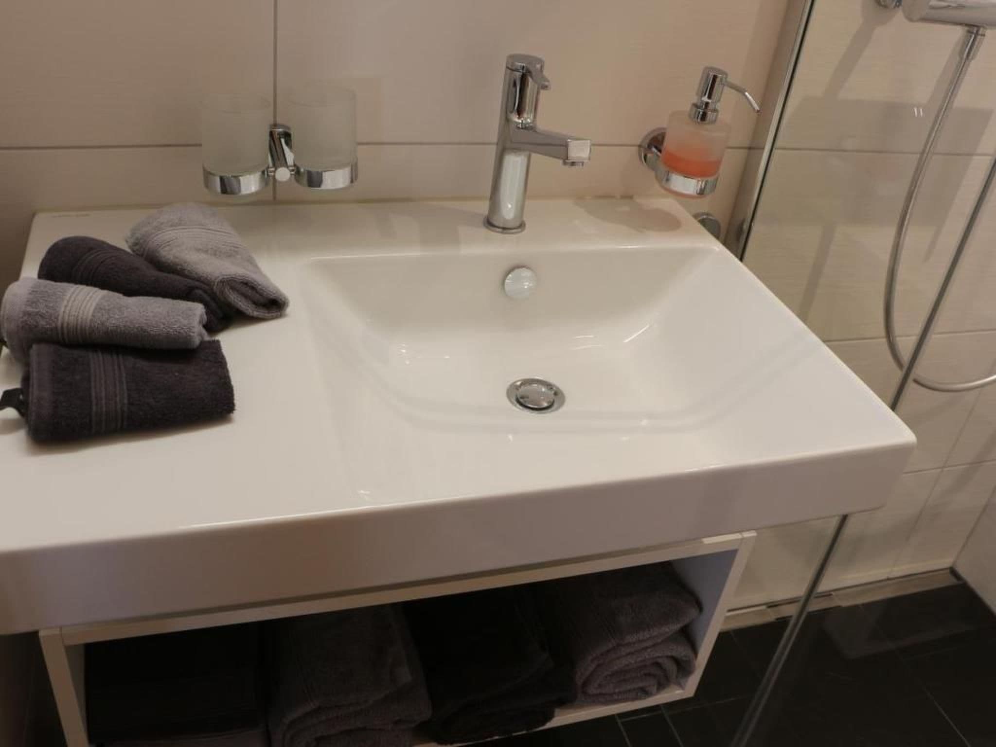 Gallery Image 18