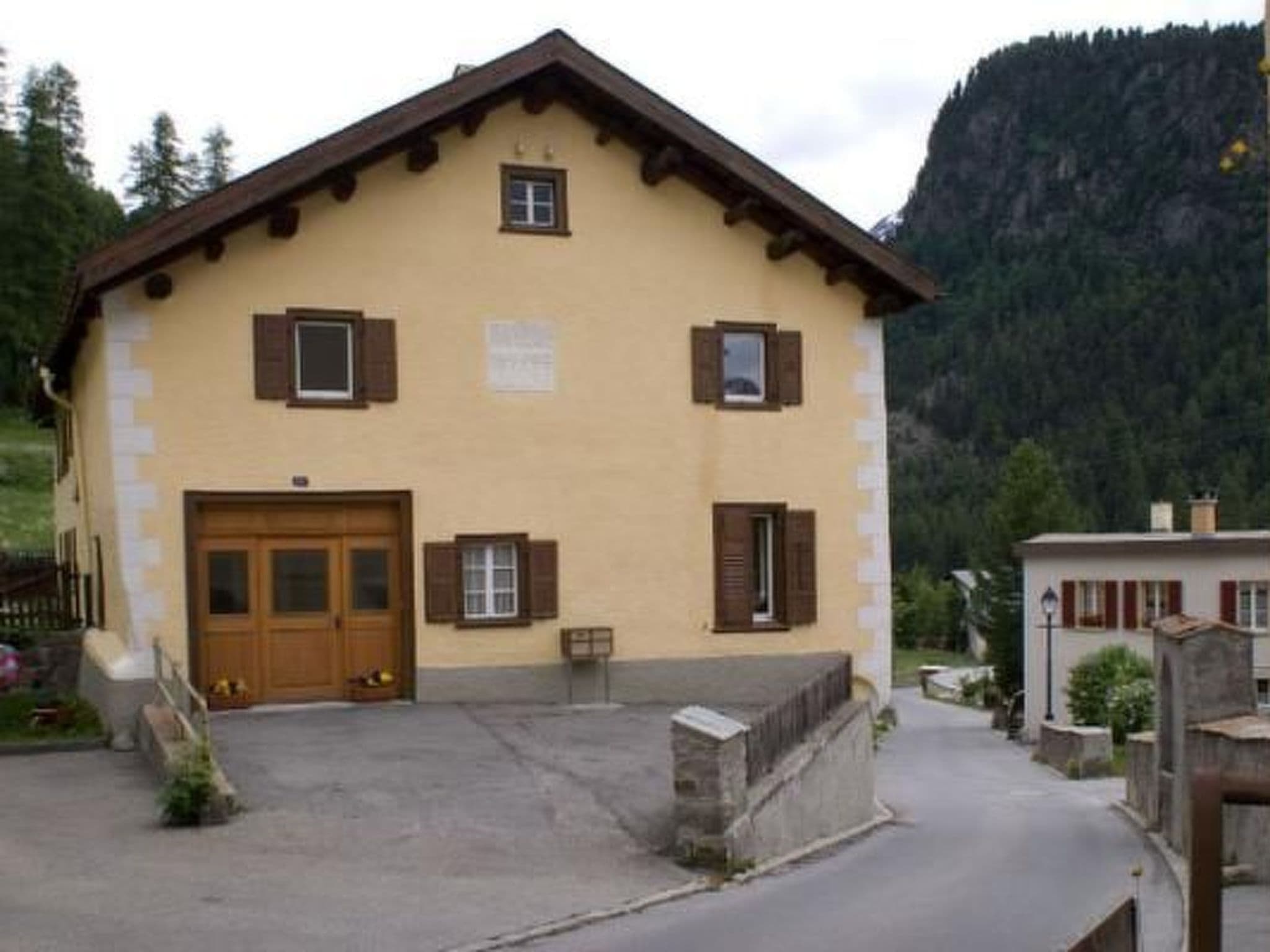 Gallery Image 6