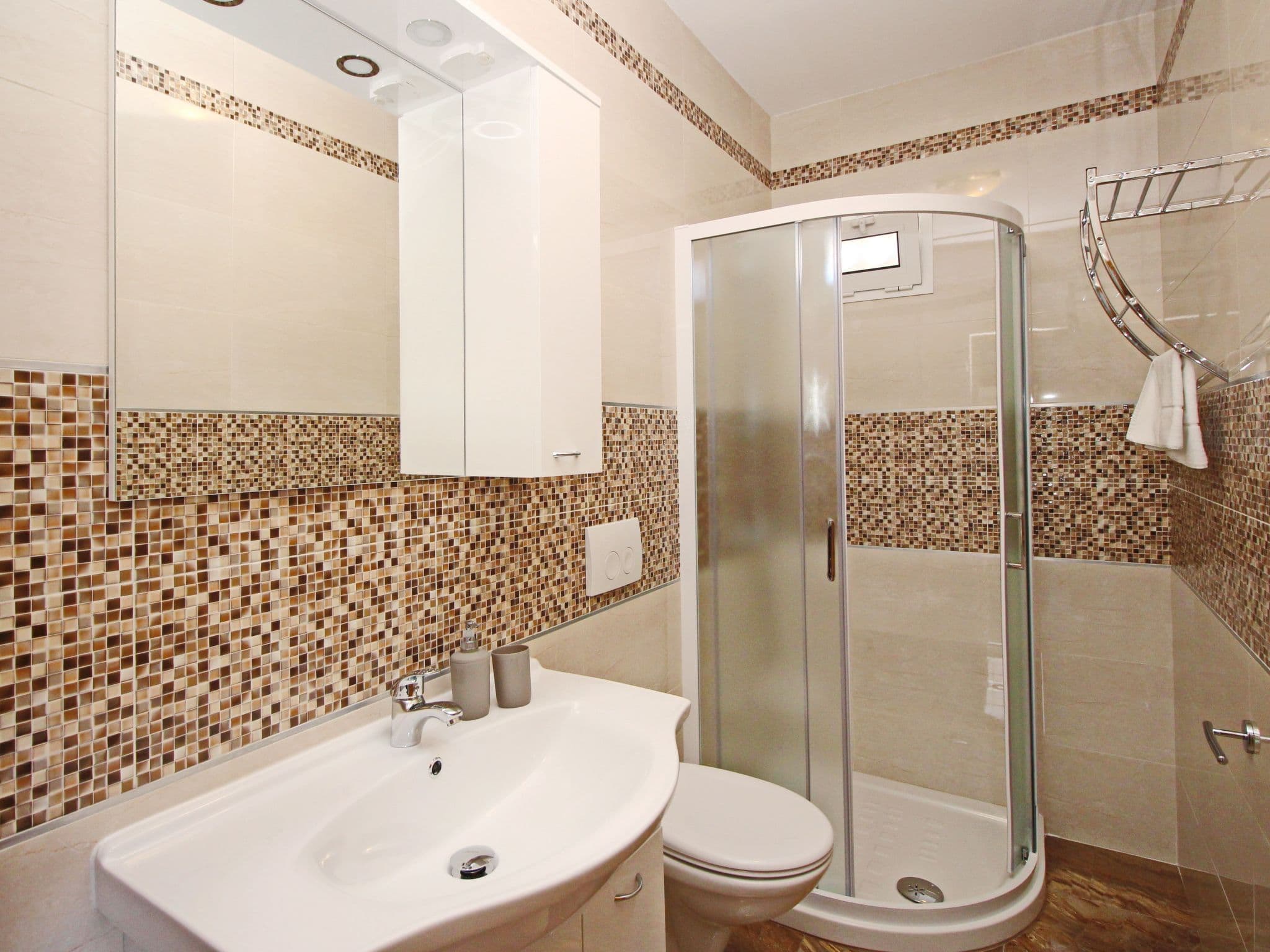 Gallery Image 11