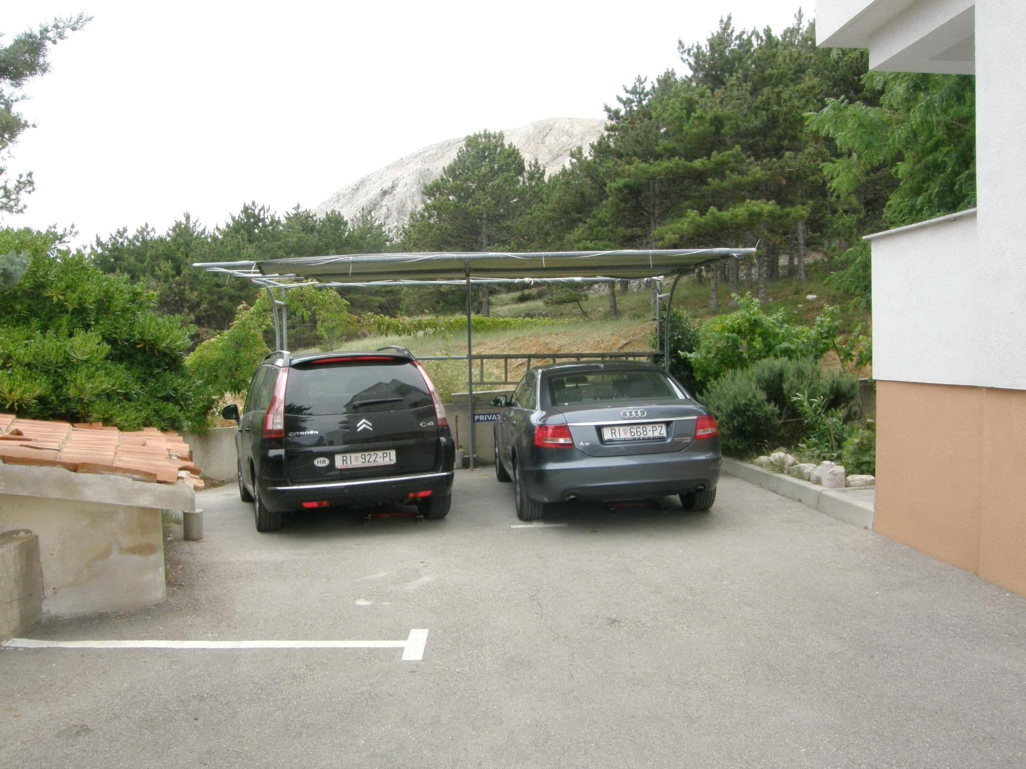 Gallery Image 27