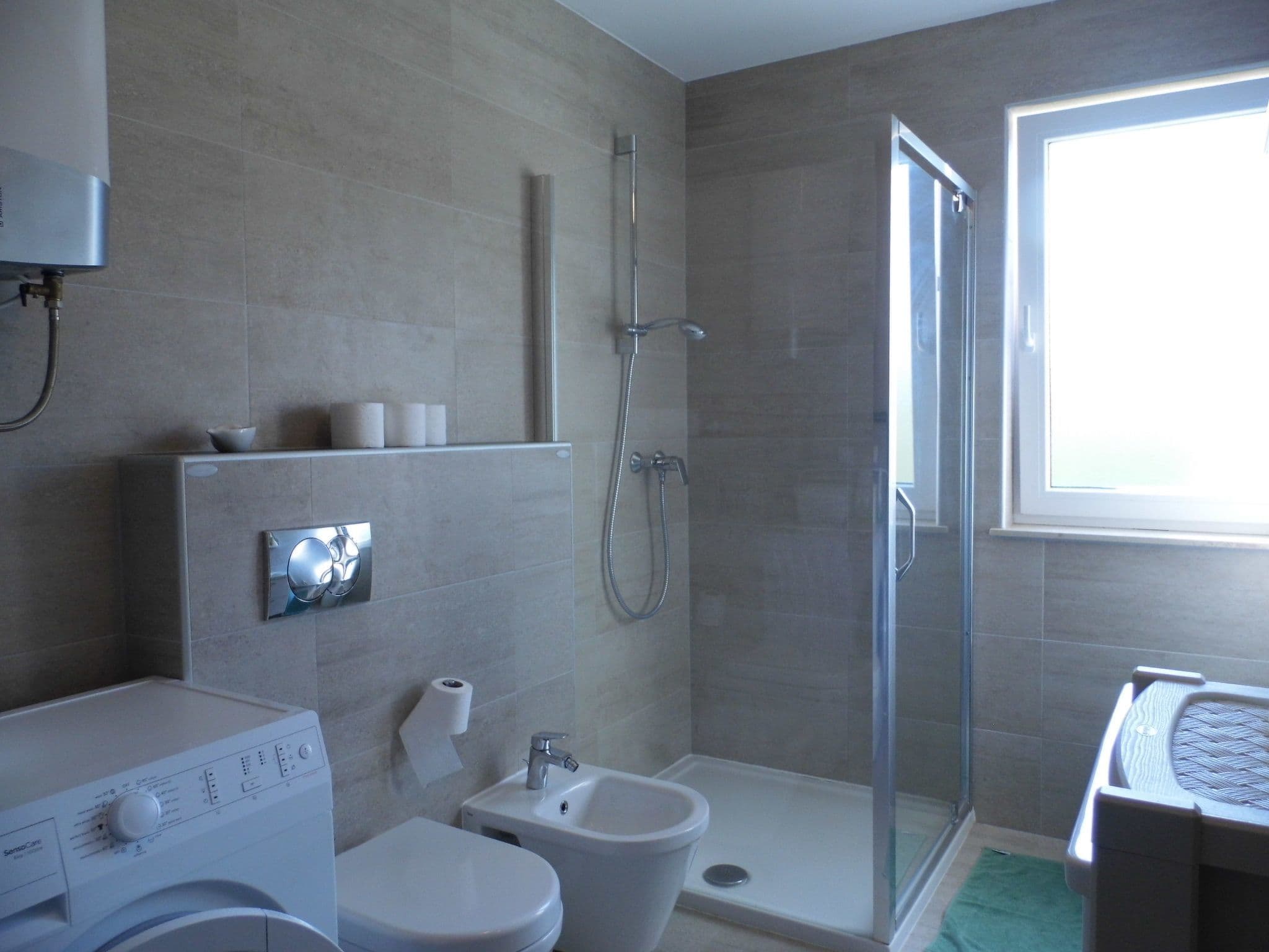 Gallery Image 12