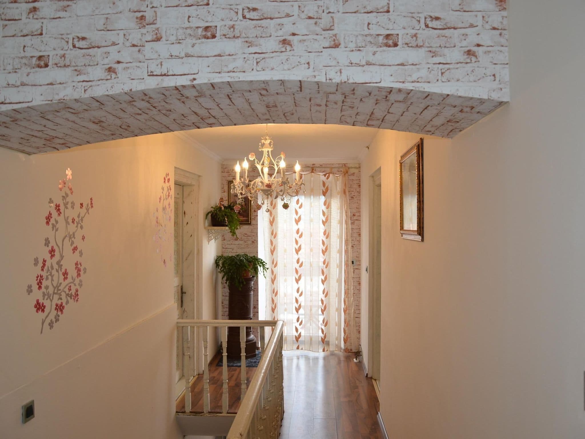 Gallery Image 15