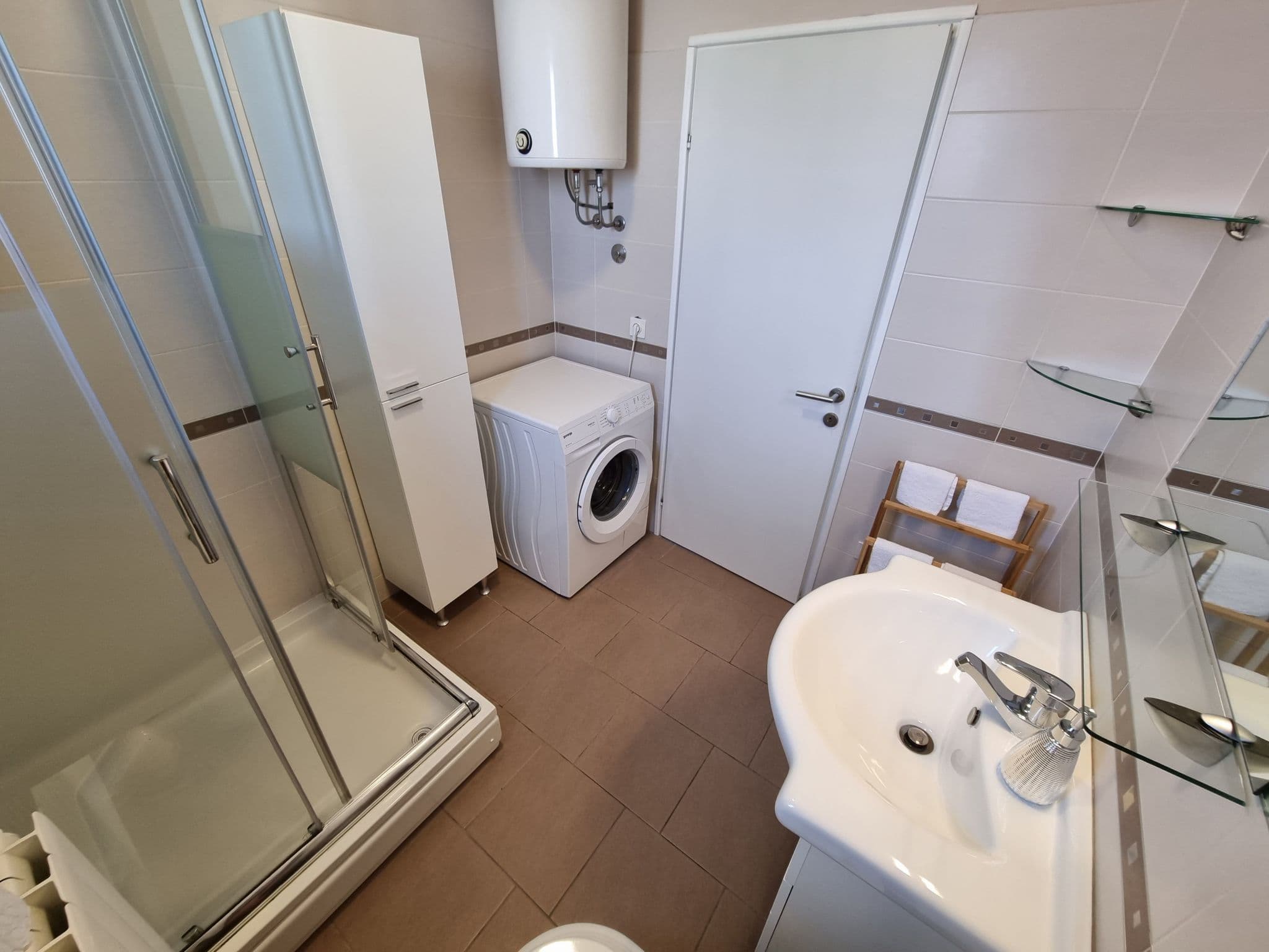 Gallery Image 13