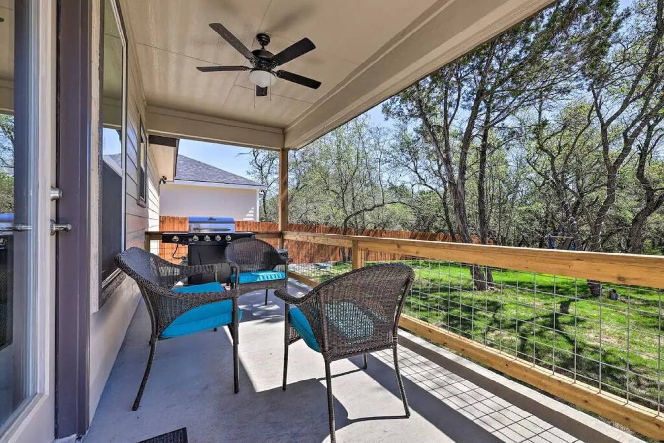 Private Back Deck | Gas Grill
