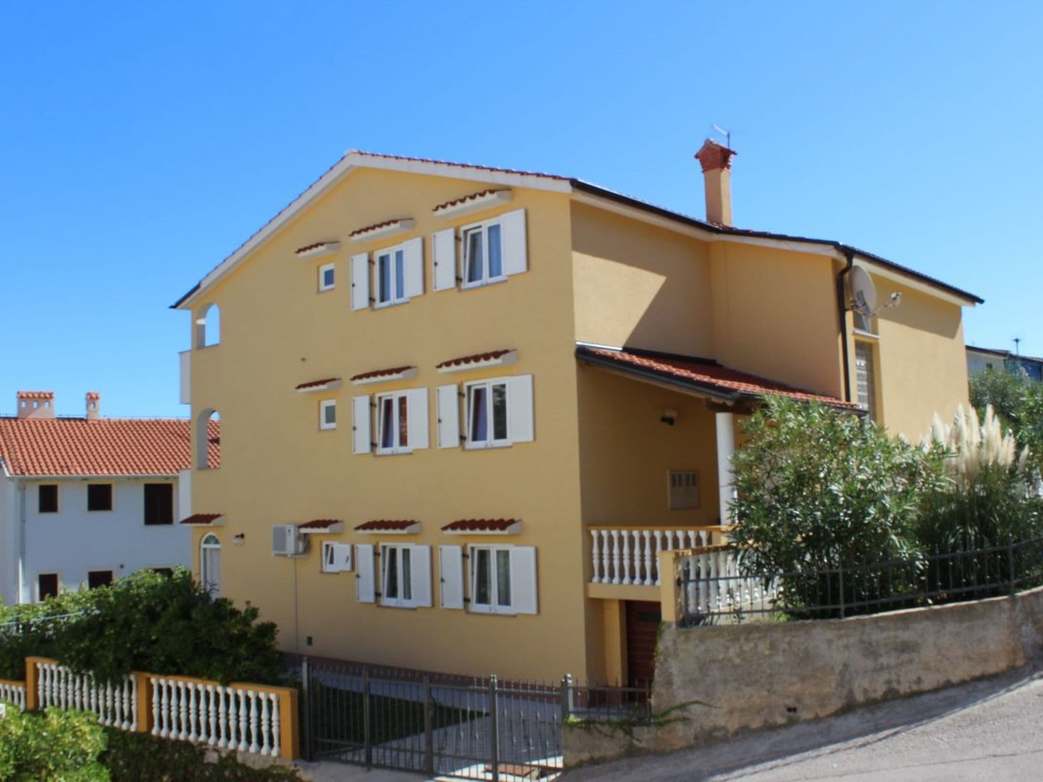 Gallery Image 18