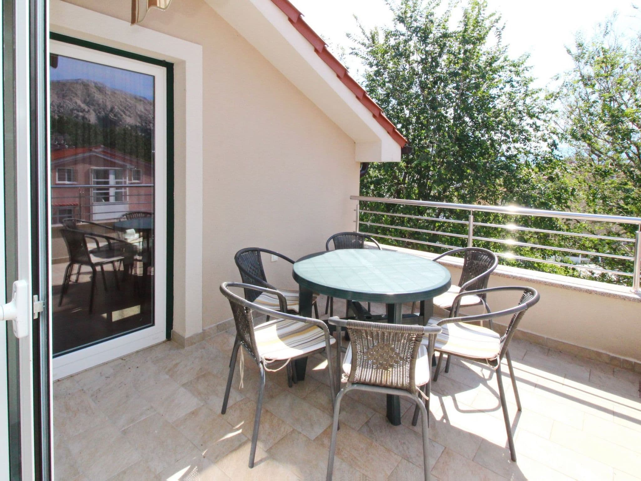 Gallery Image 9