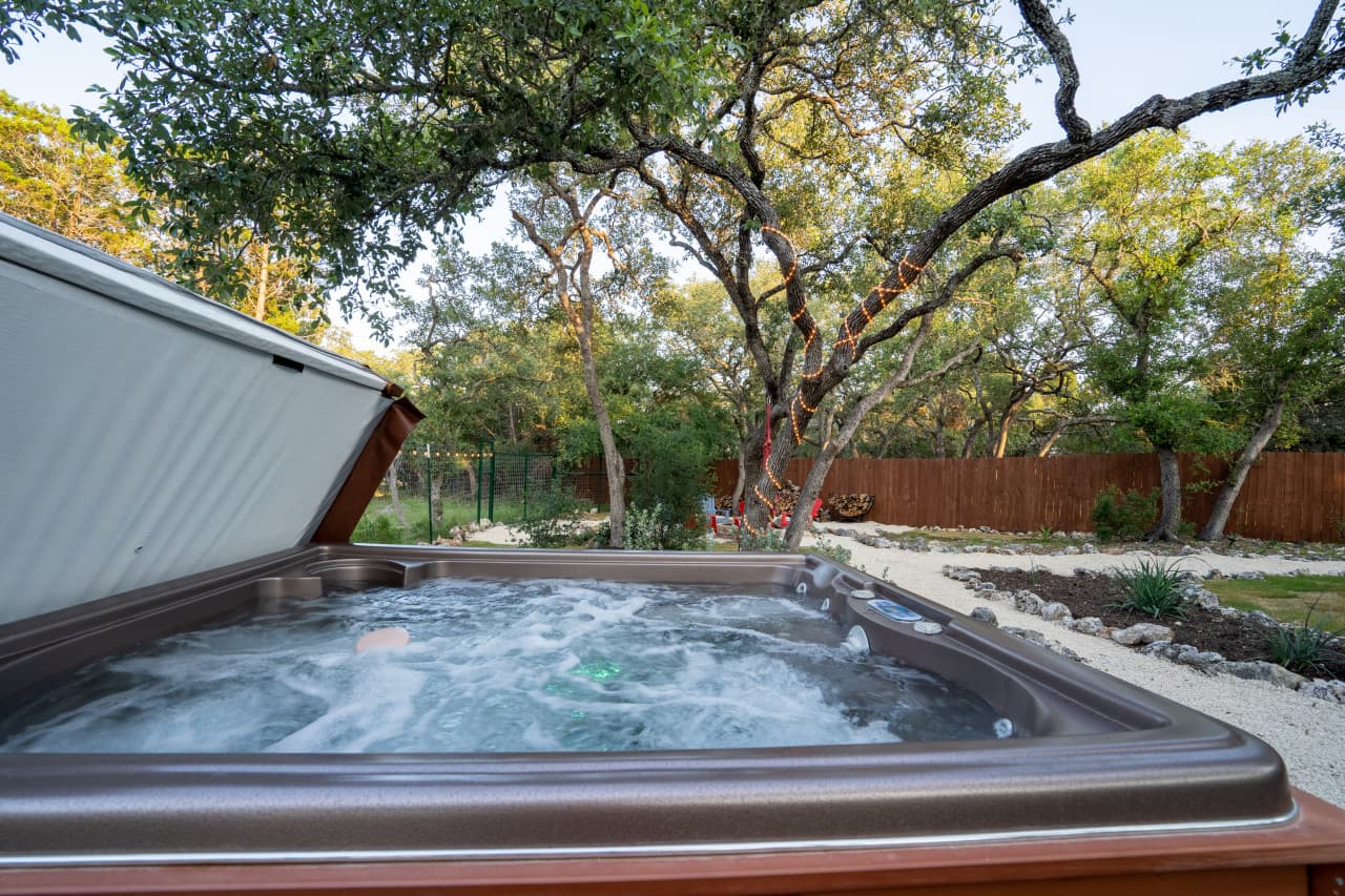 CC-hottub2.jpg