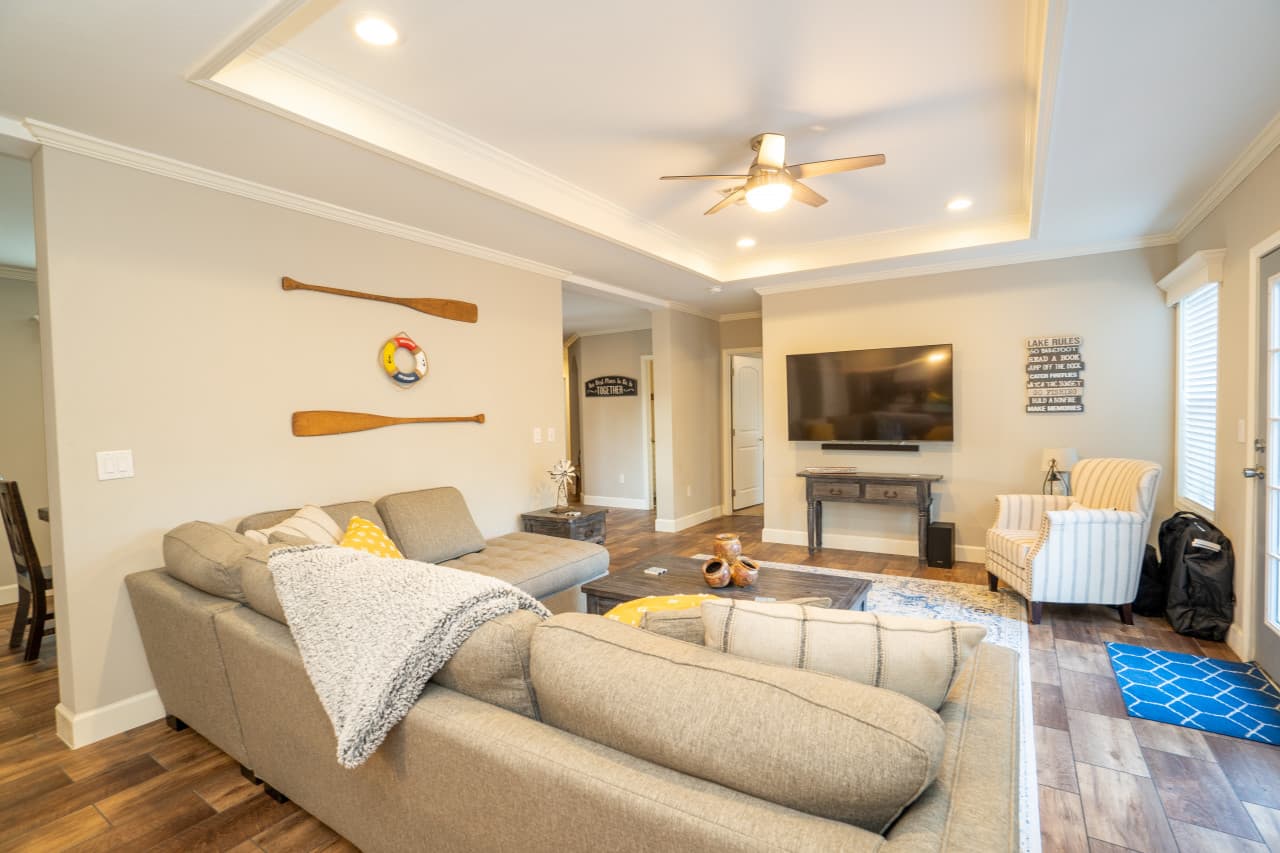 CC-Livingroom2.jpg