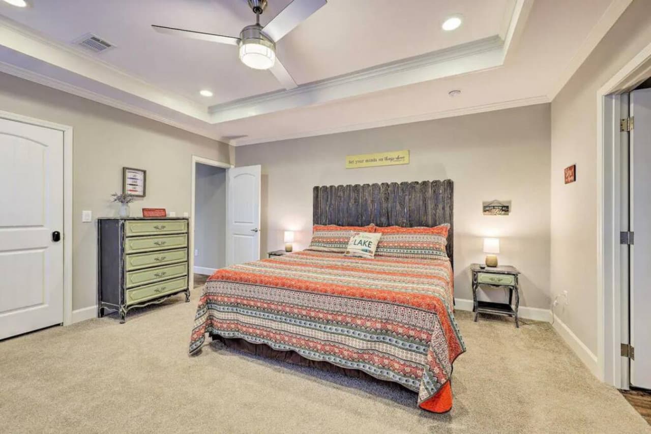 CC-bedroom Master1.jpeg