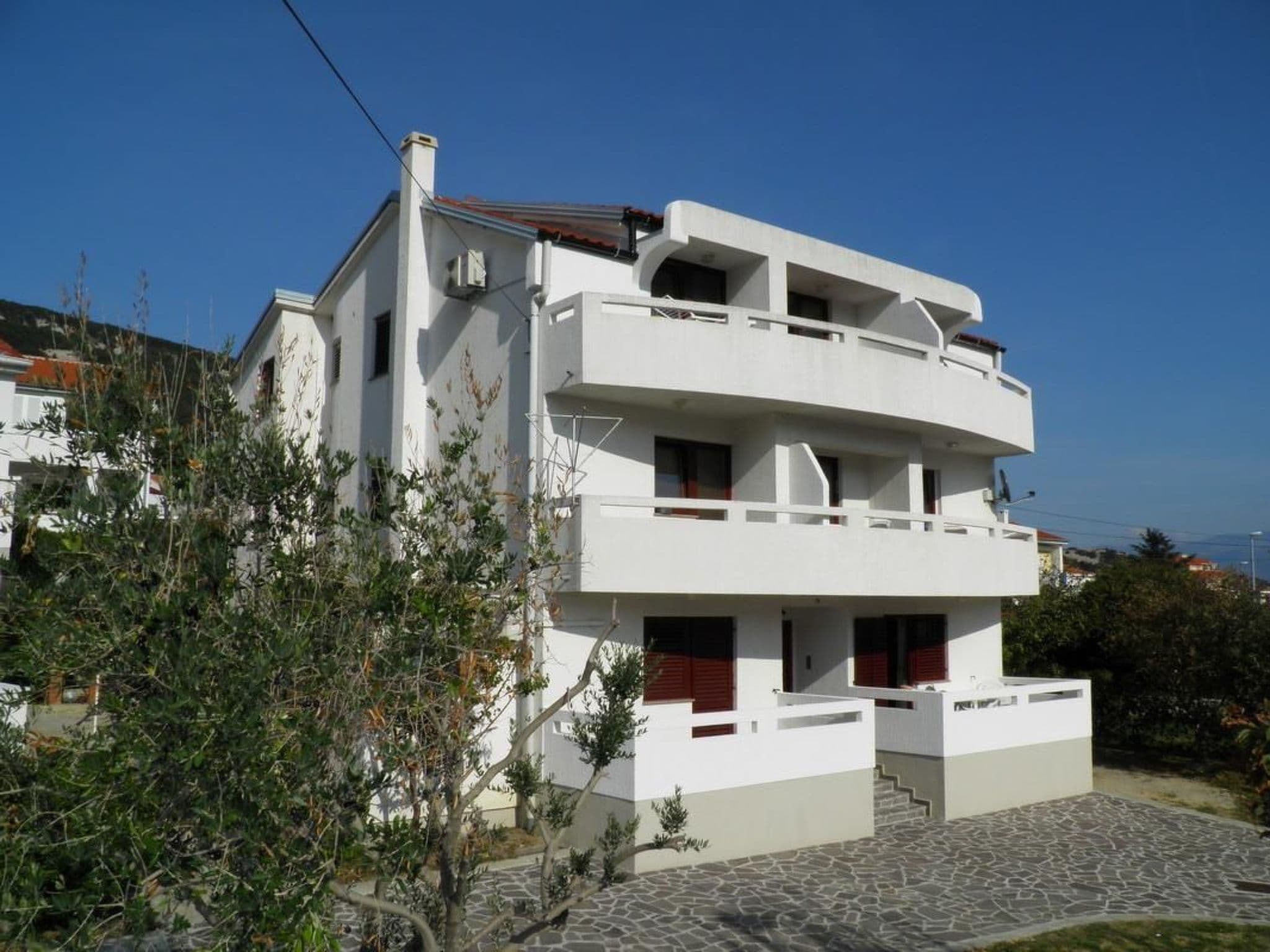 Gallery Image 16