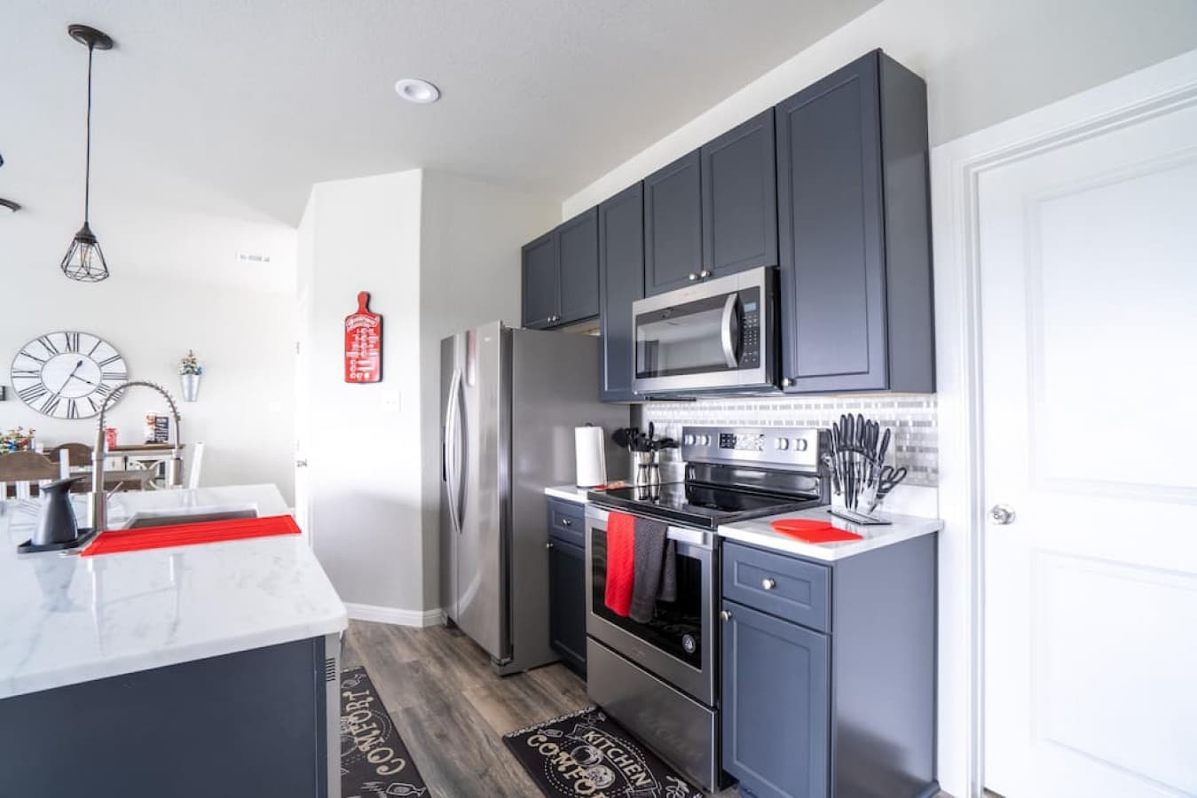 Fully stocked kitchen for cooking just about anything on your vacation.