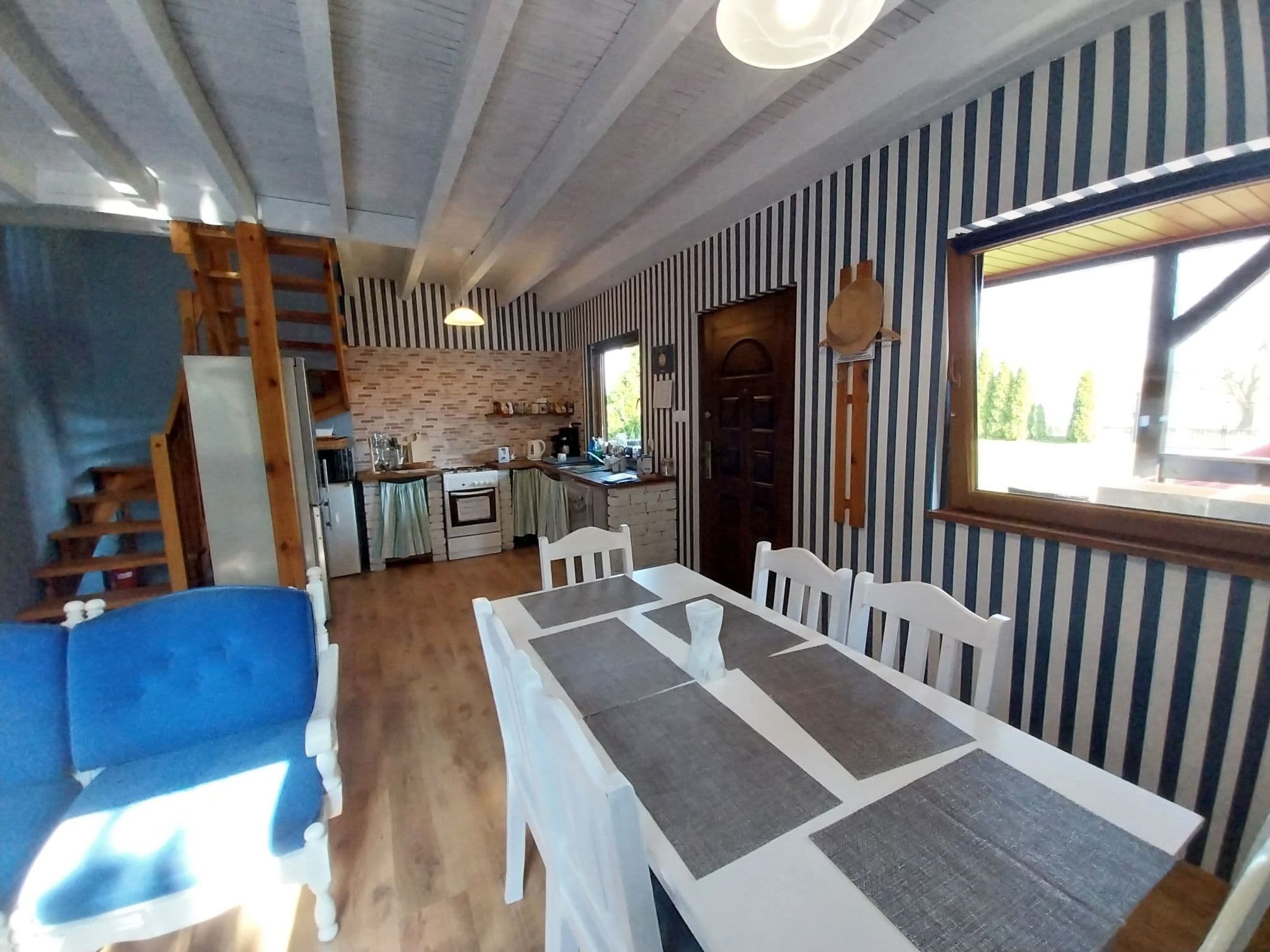 Kitchen / Dining Room