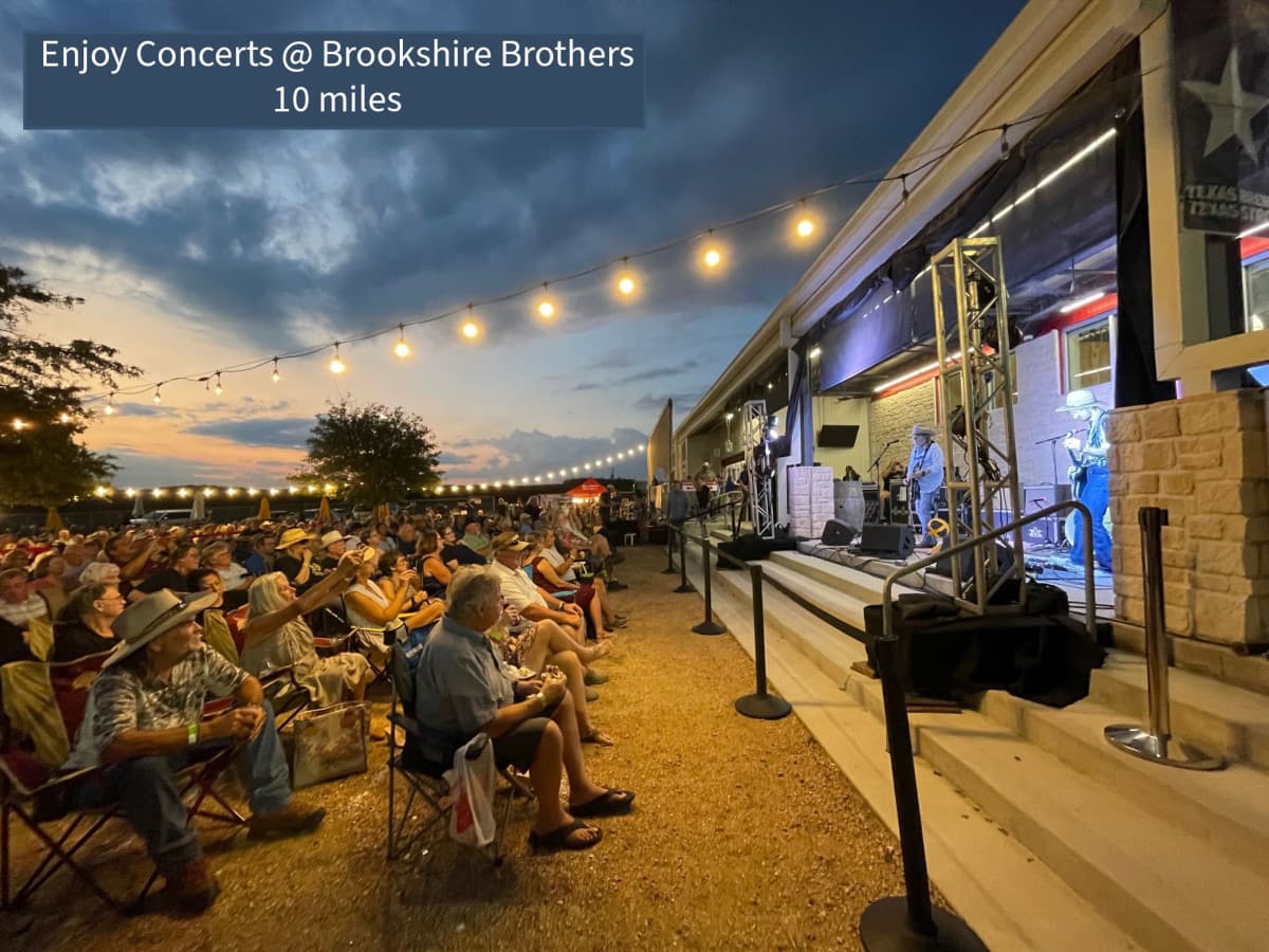 Brookshire Brothers - Hillside.jpeg