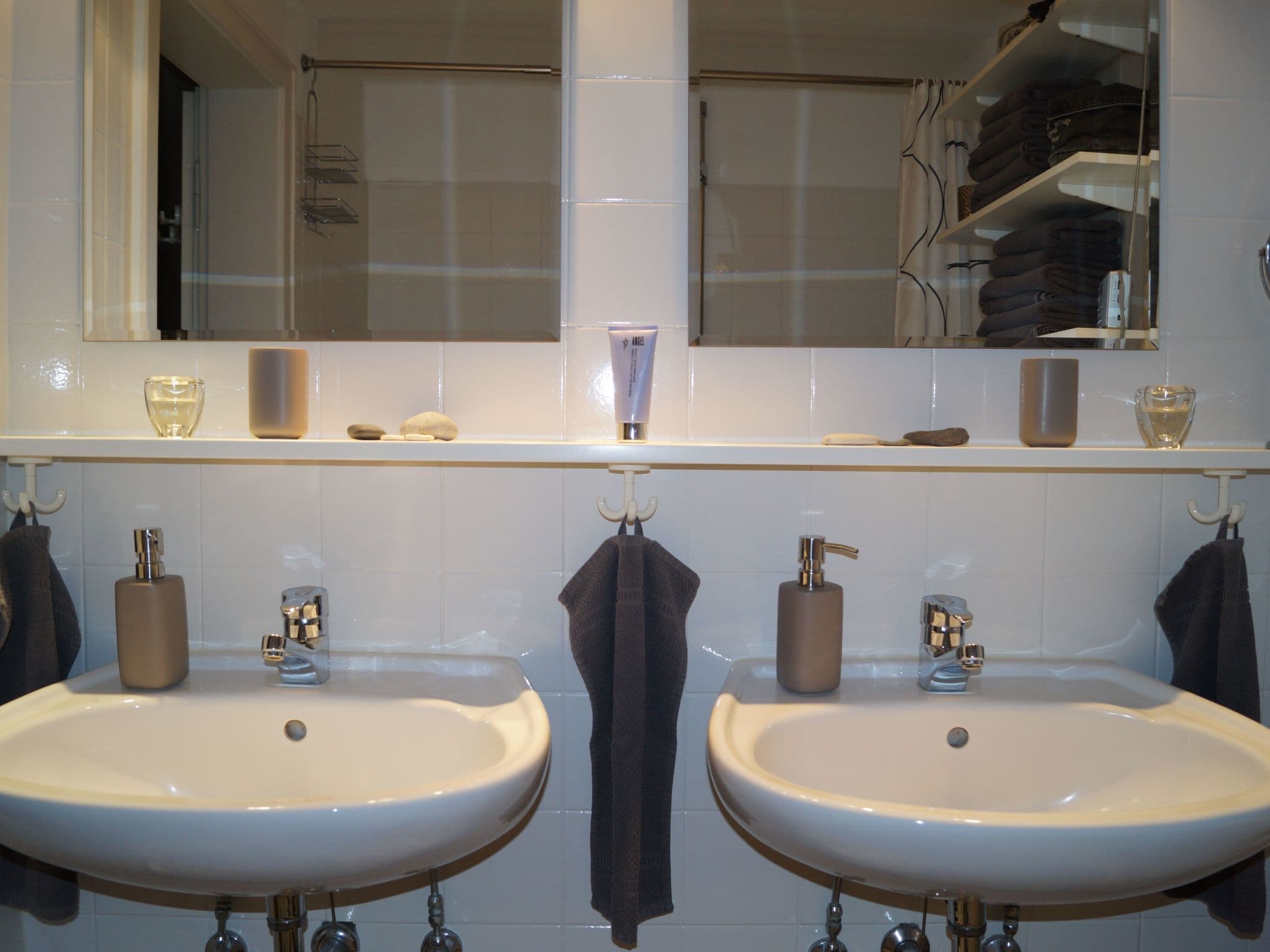 Gallery Image 14