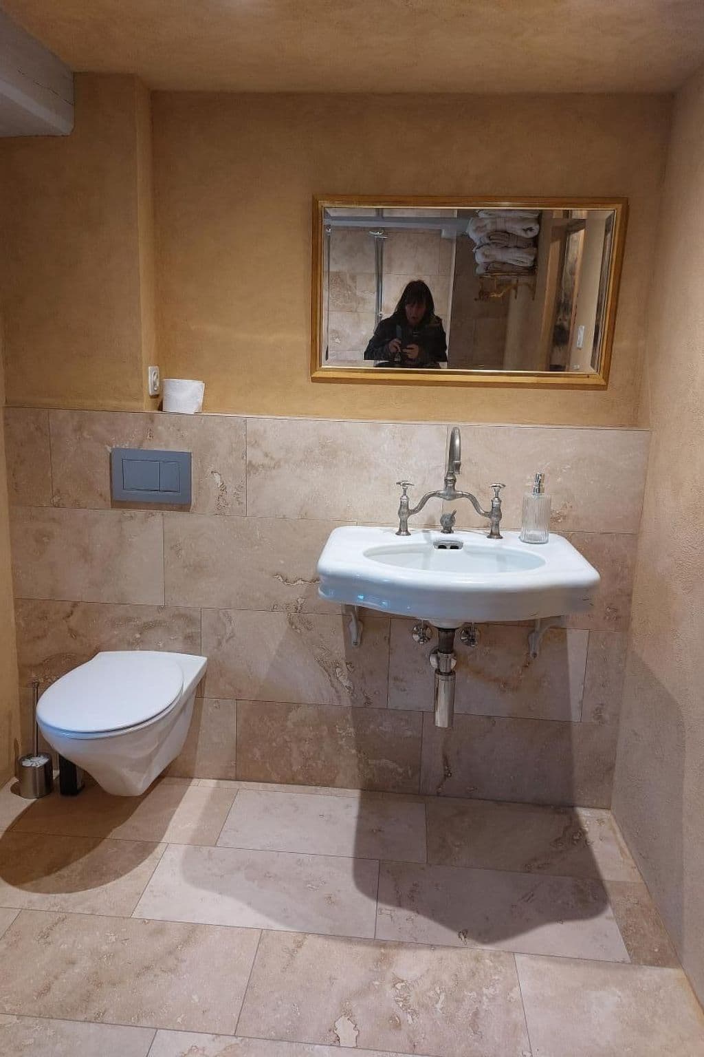 Gallery Image 10