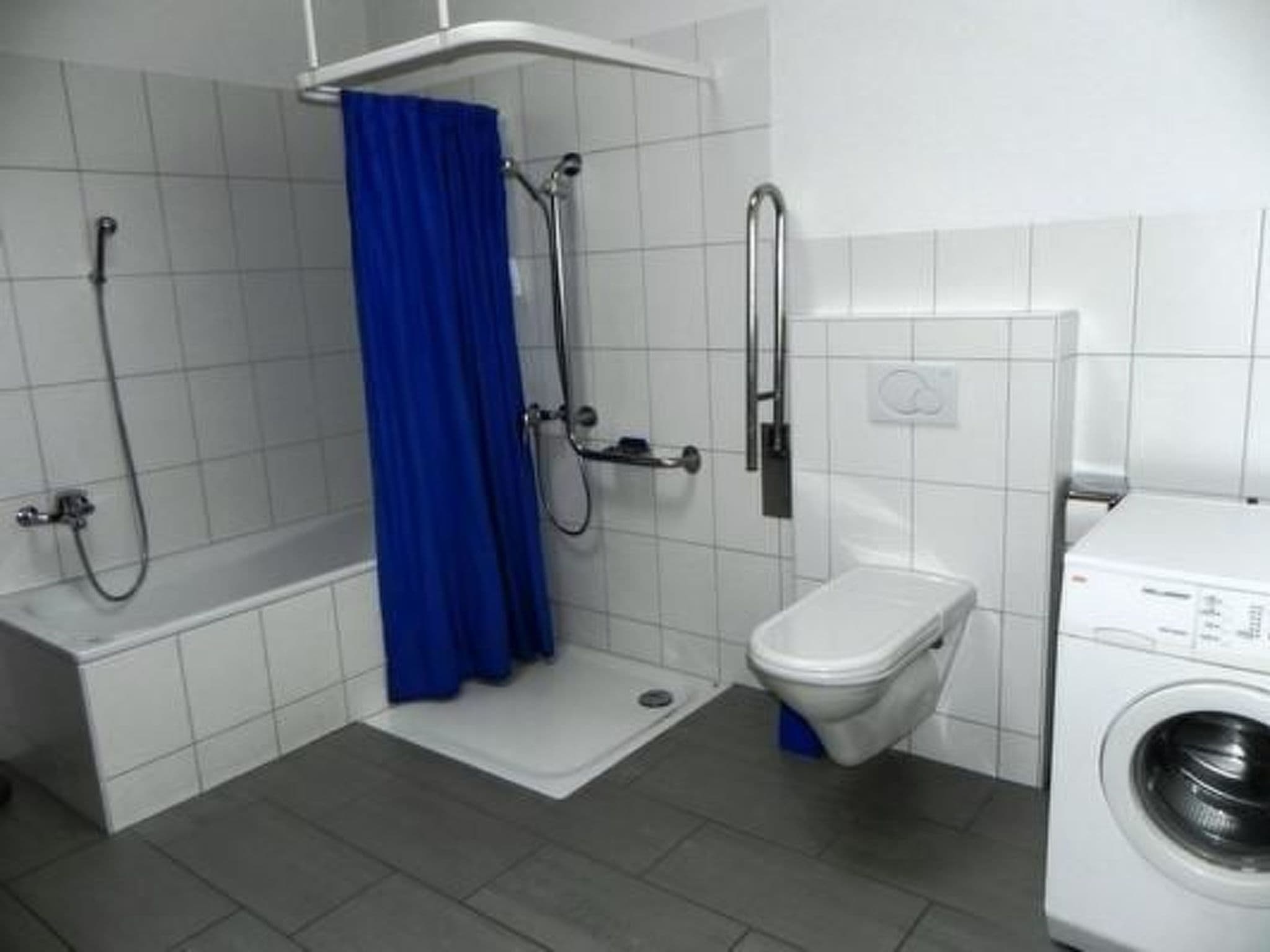 Gallery Image 12