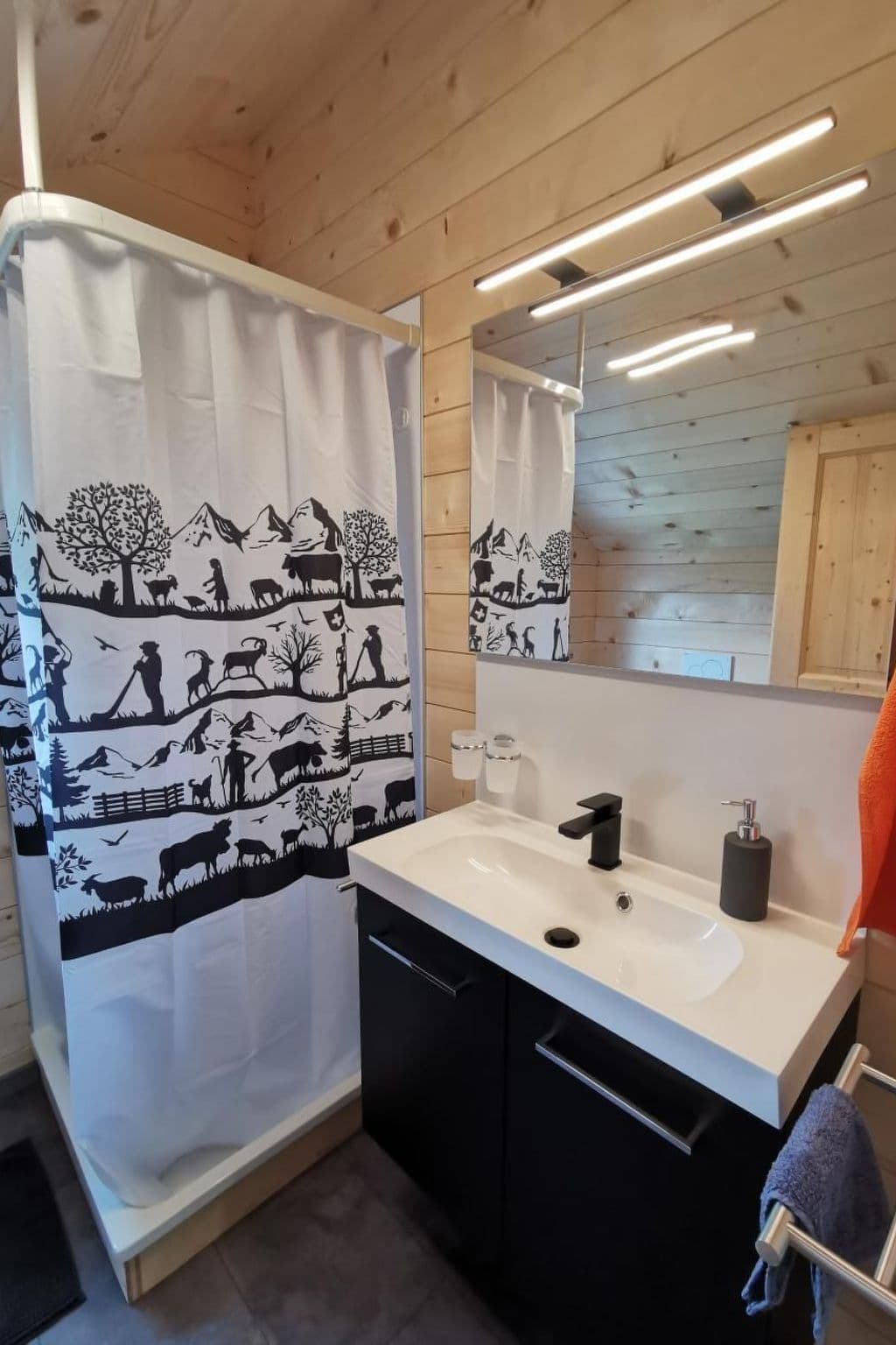 Bathroom / Wellness