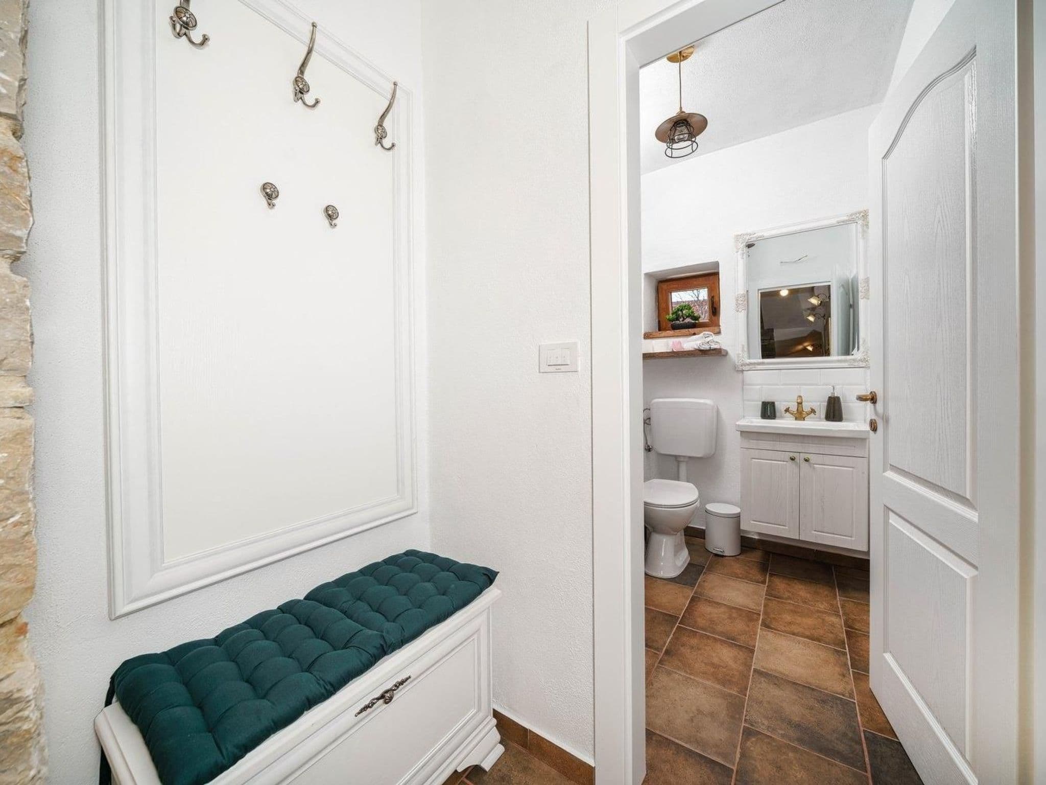 Bathroom / Wellness