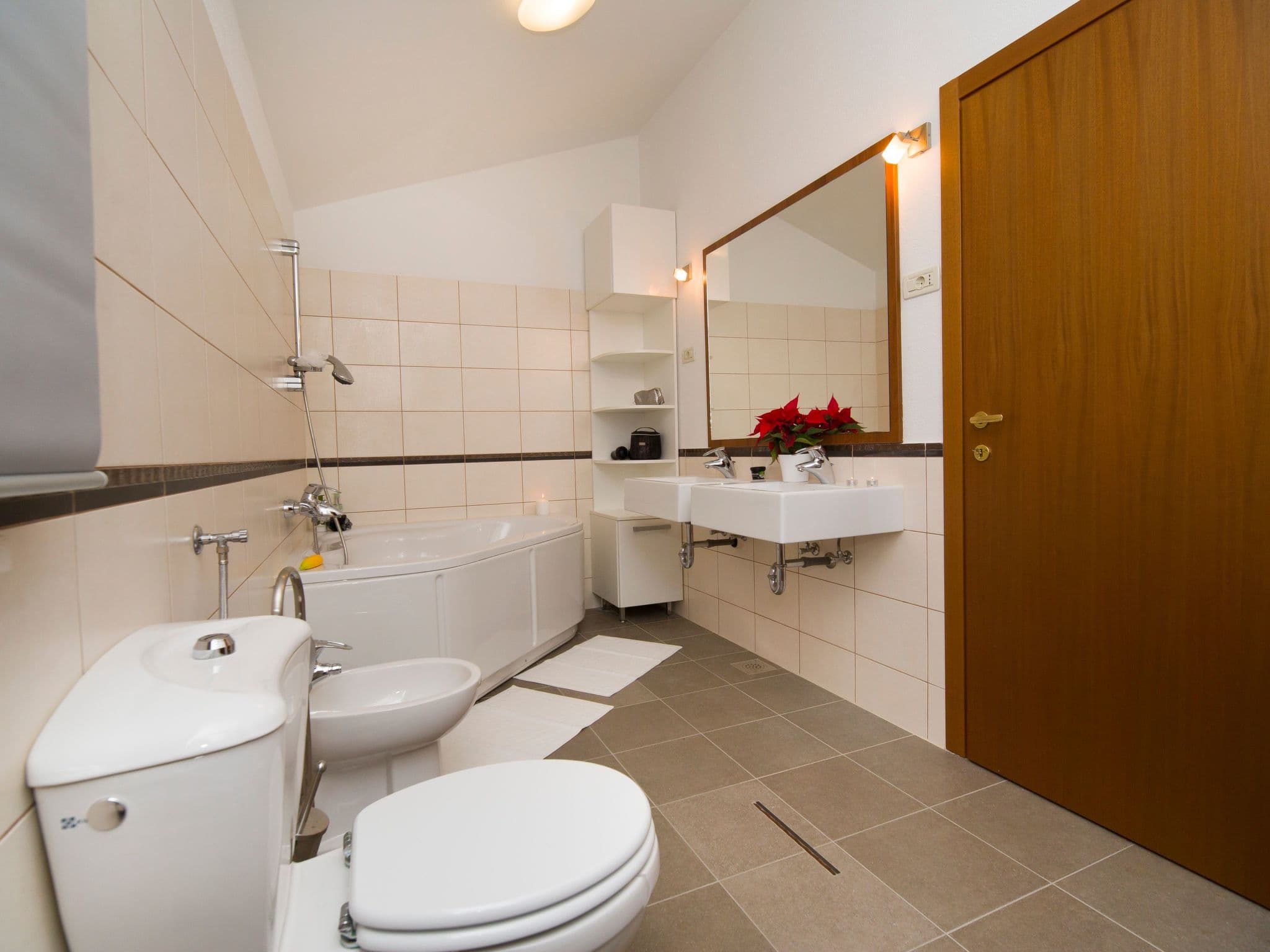 Gallery Image 21