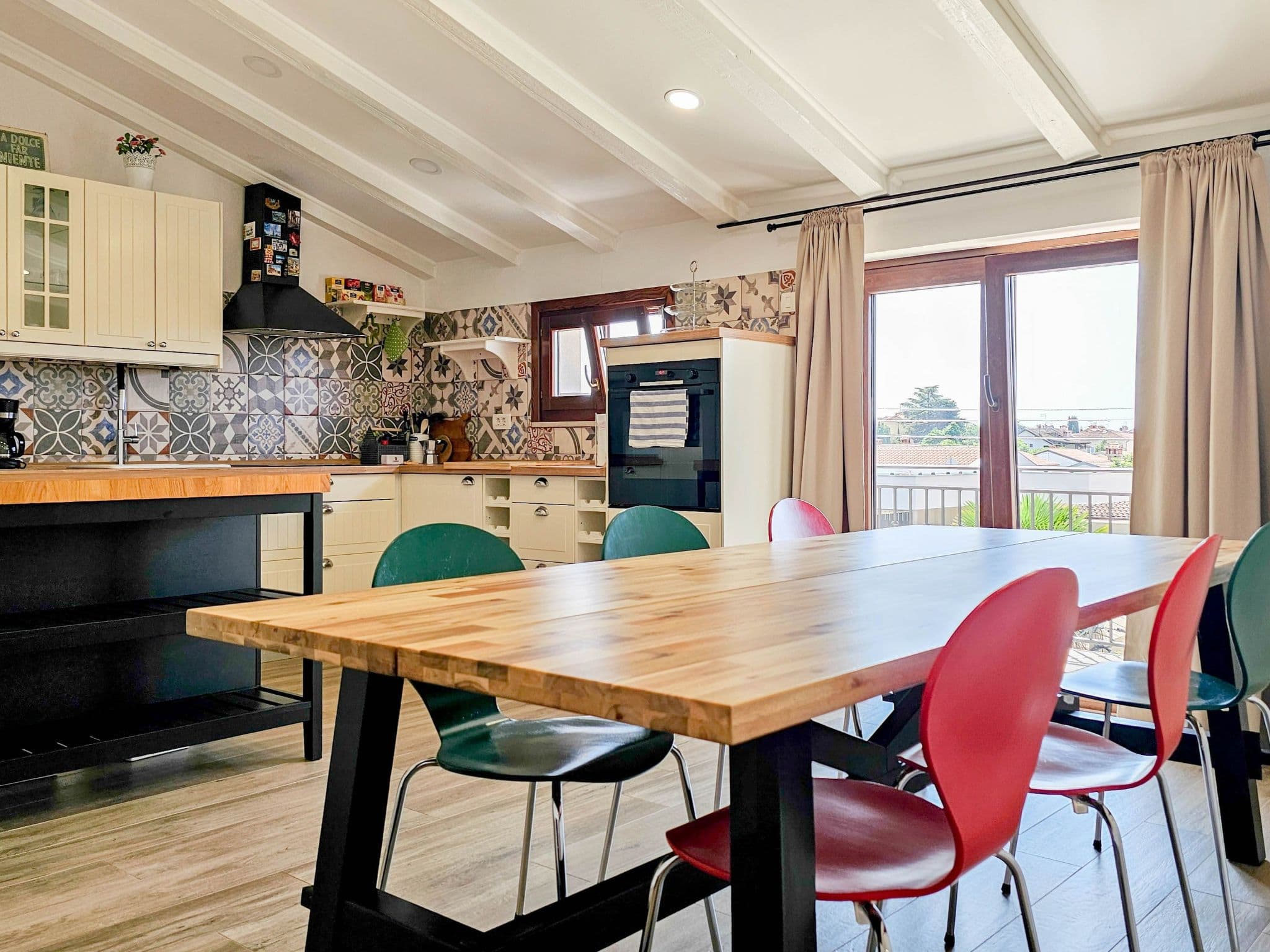 Kitchen / Dining Room