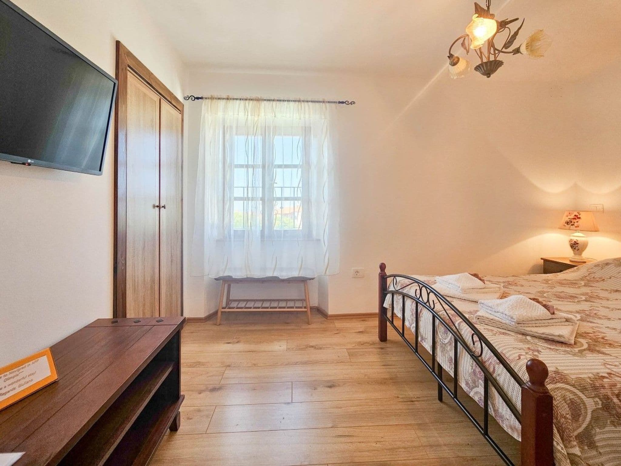 Gallery Image 11