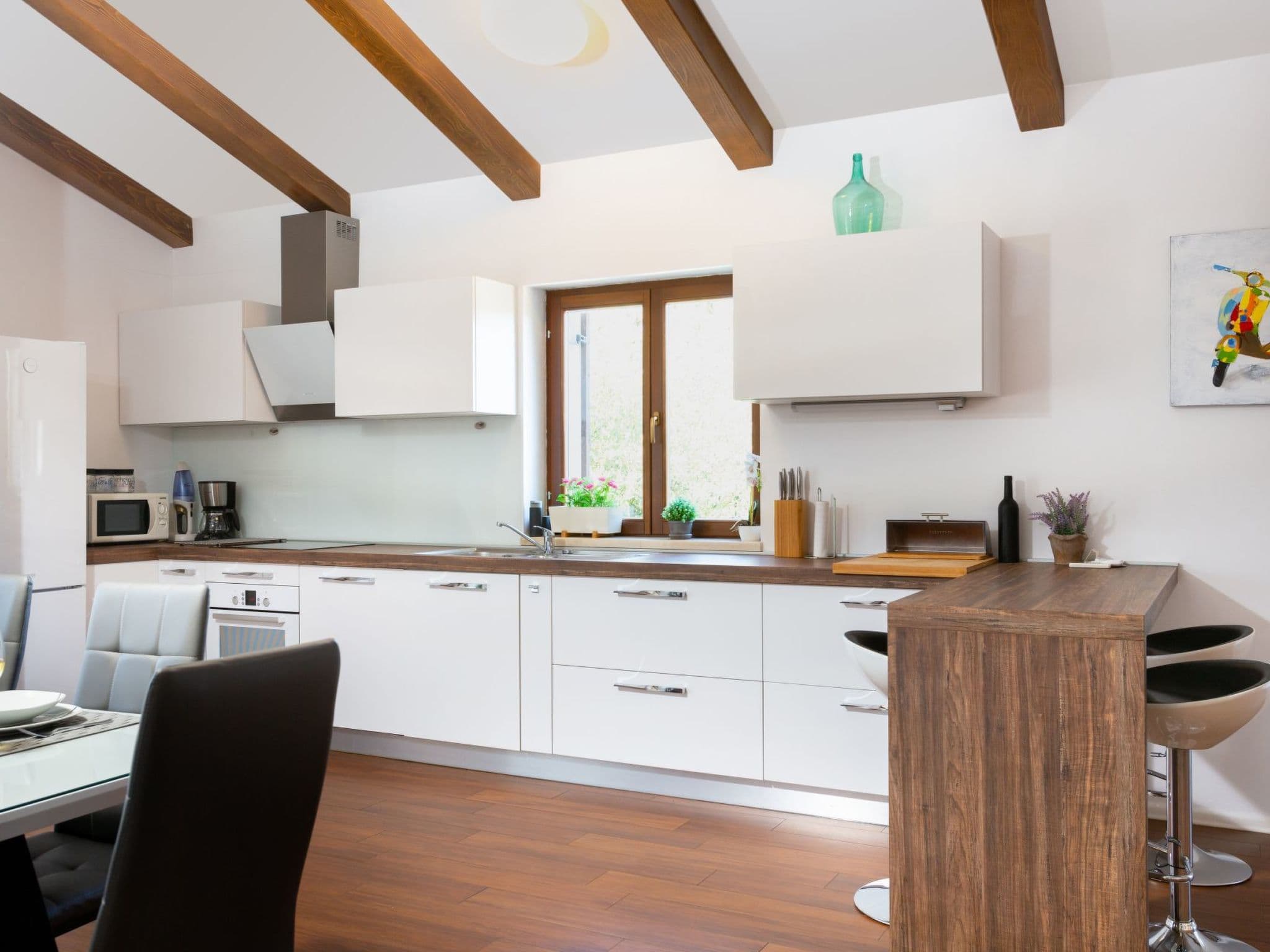 Kitchen / Dining Room