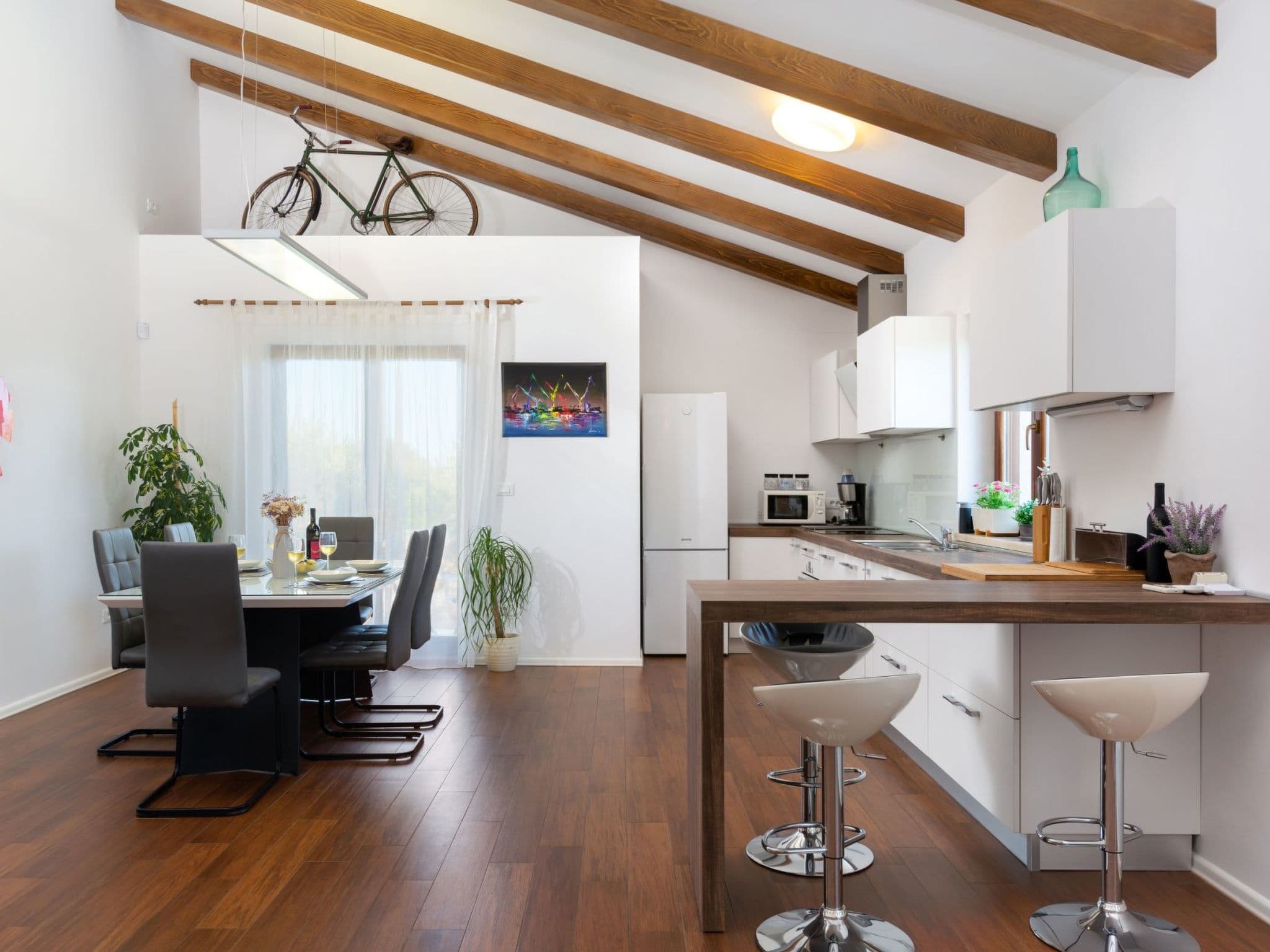 Kitchen / Dining Room