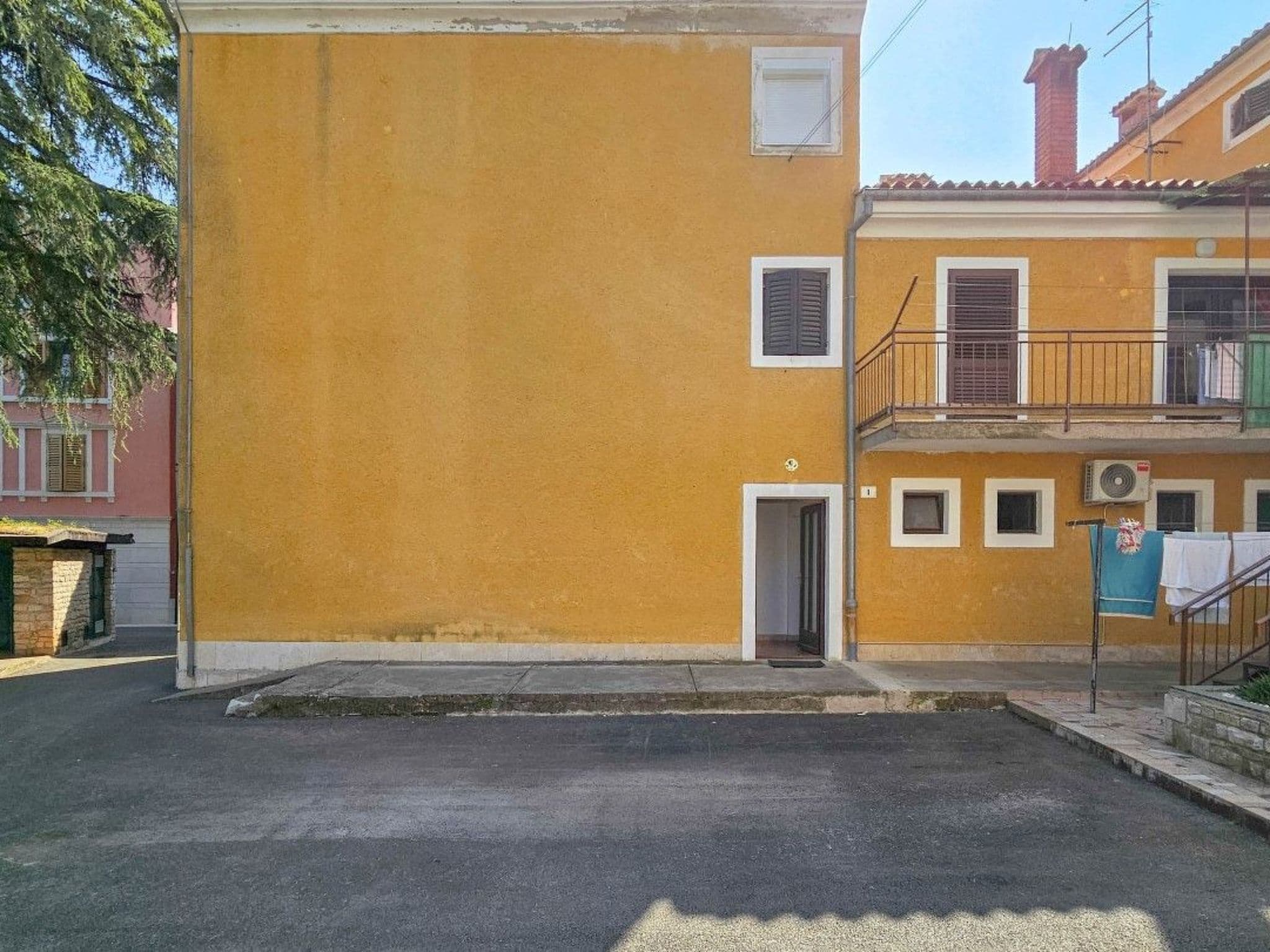 Gallery Image 36