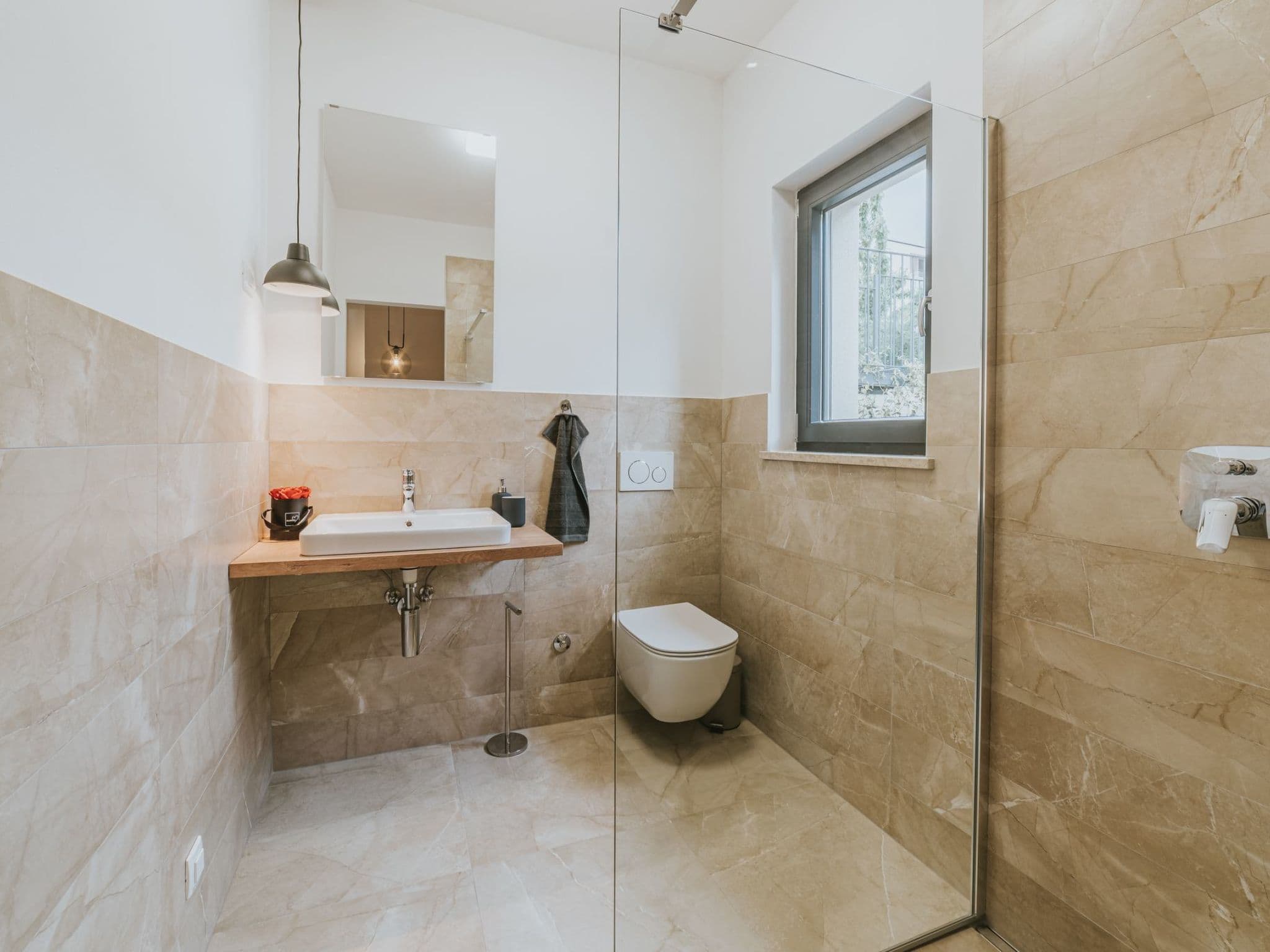Bathroom / Wellness