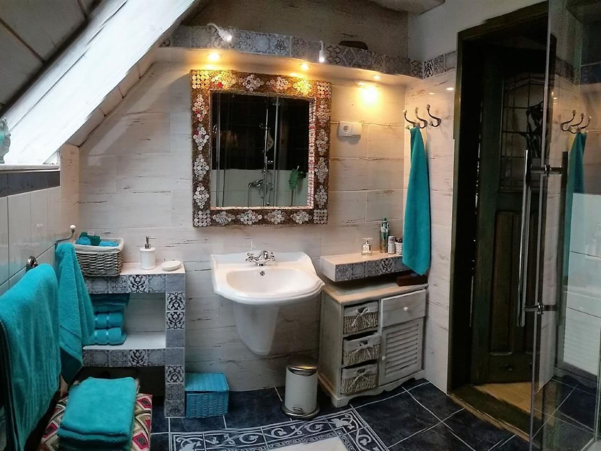 Bathroom / Wellness