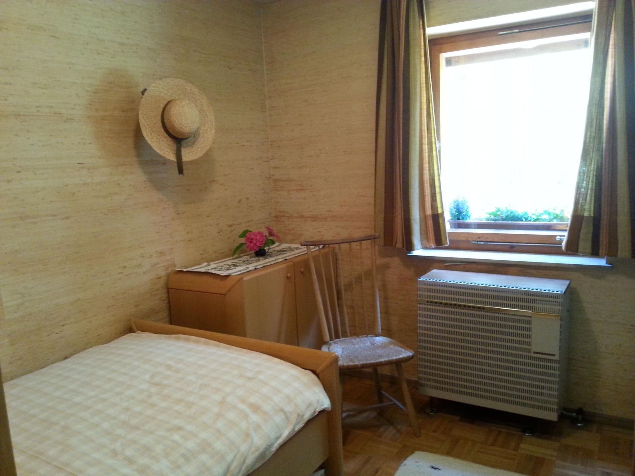 Gallery Image 15