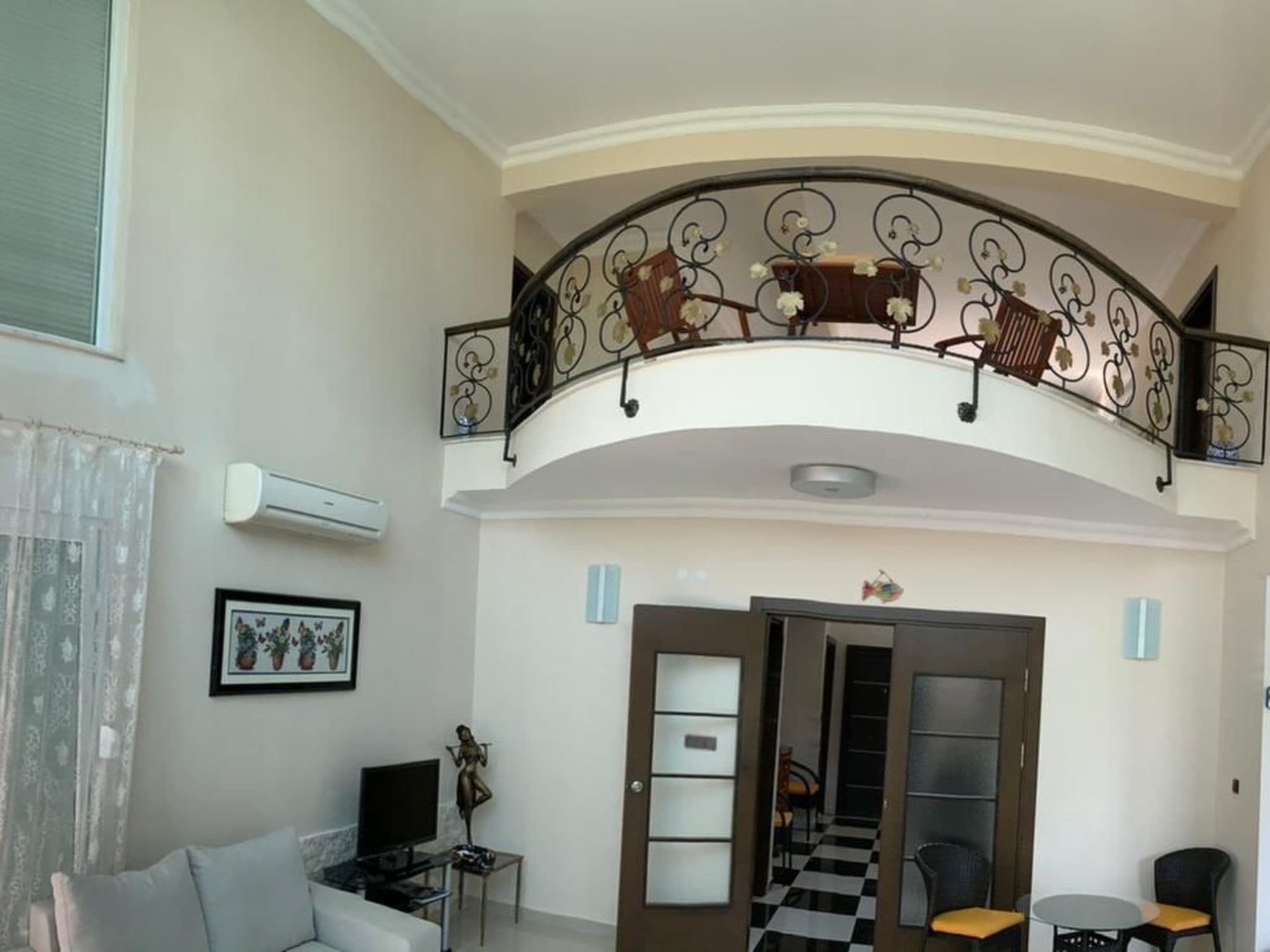 Gallery Image 11