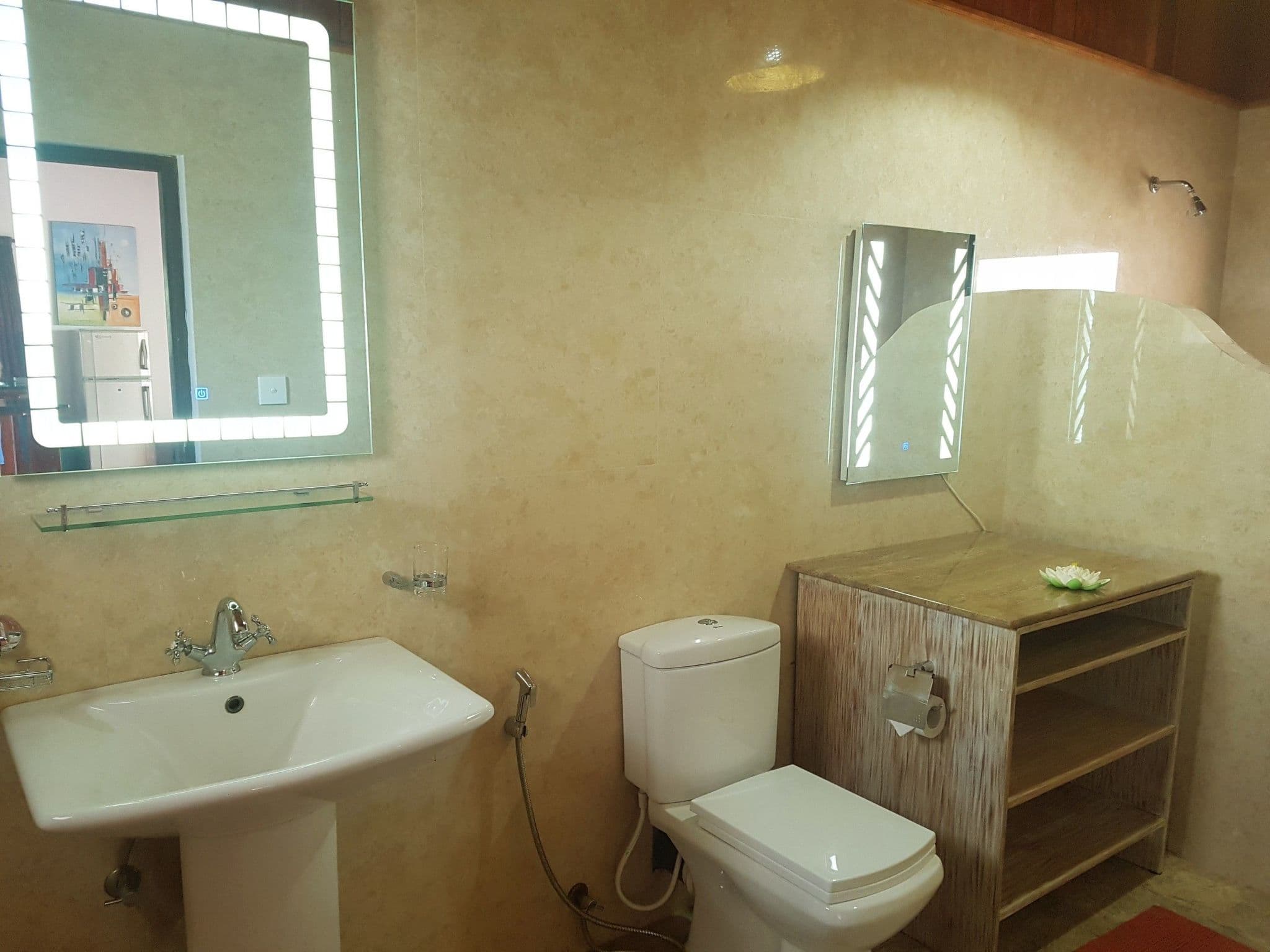 Bathroom / Wellness
