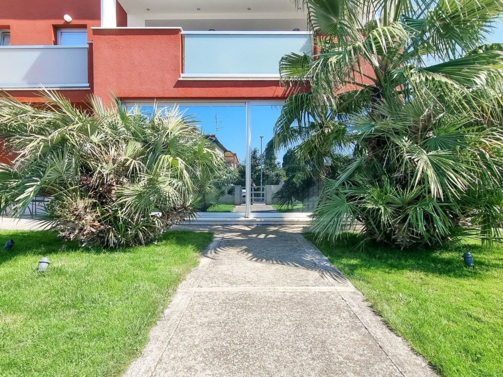 Gallery Image 18
