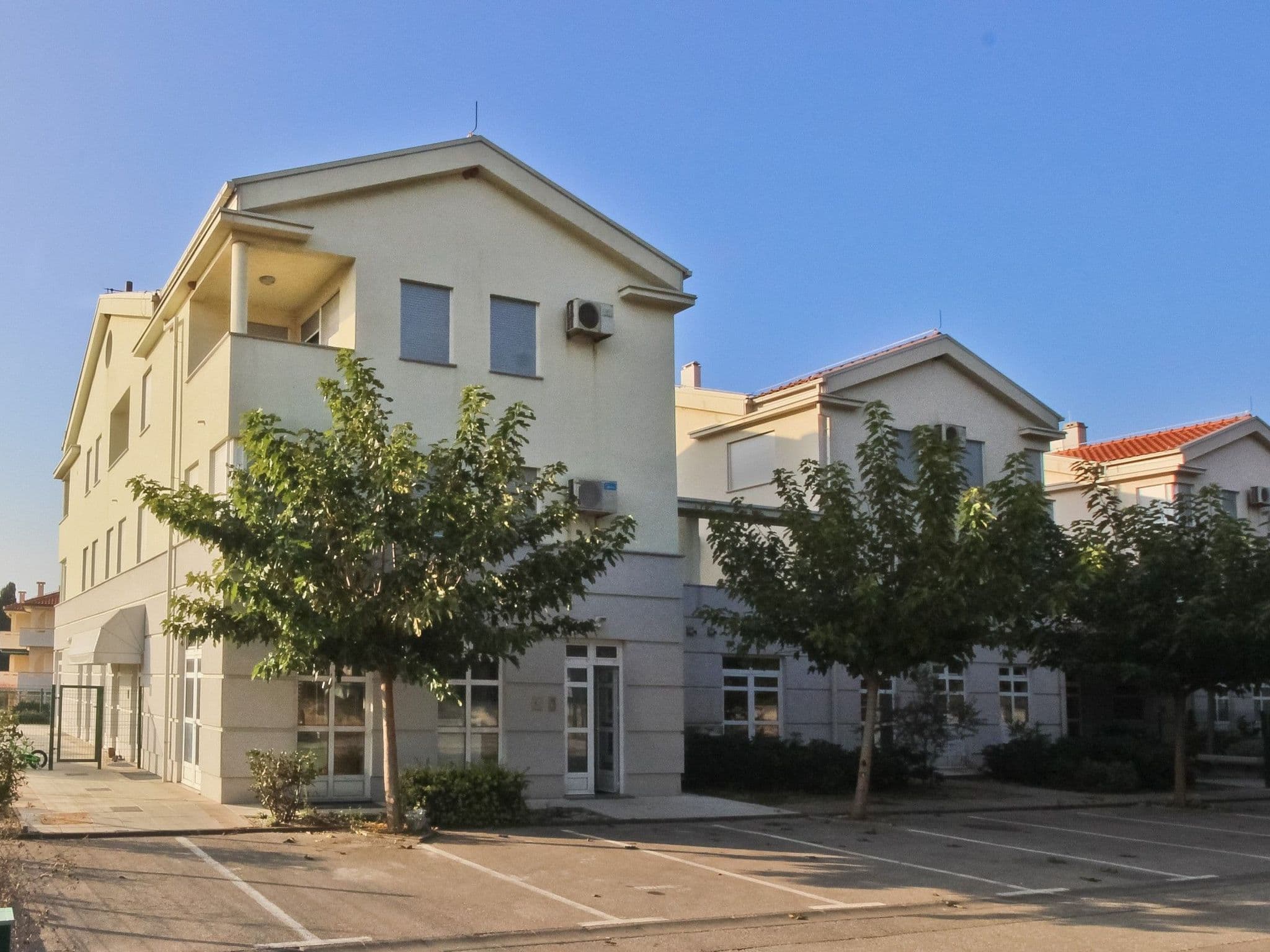 Gallery Image 15