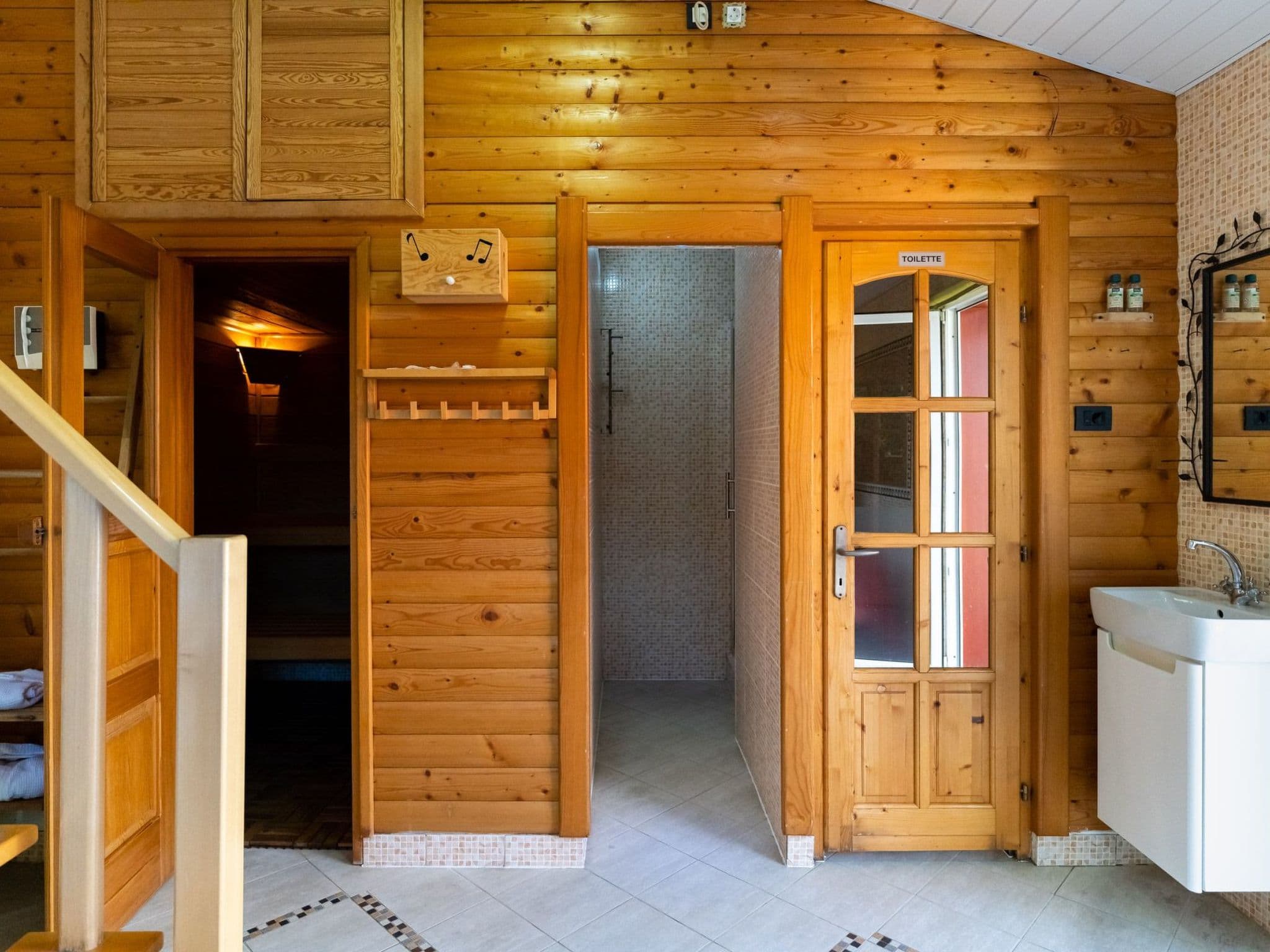 Bathroom / Wellness