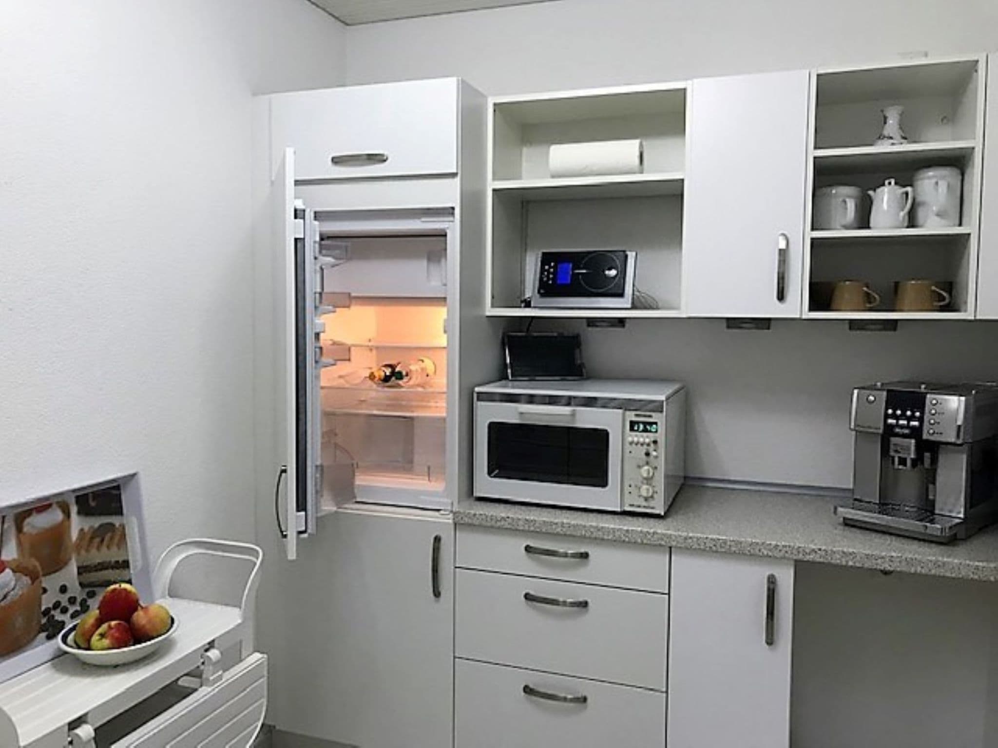 Gallery Image 14