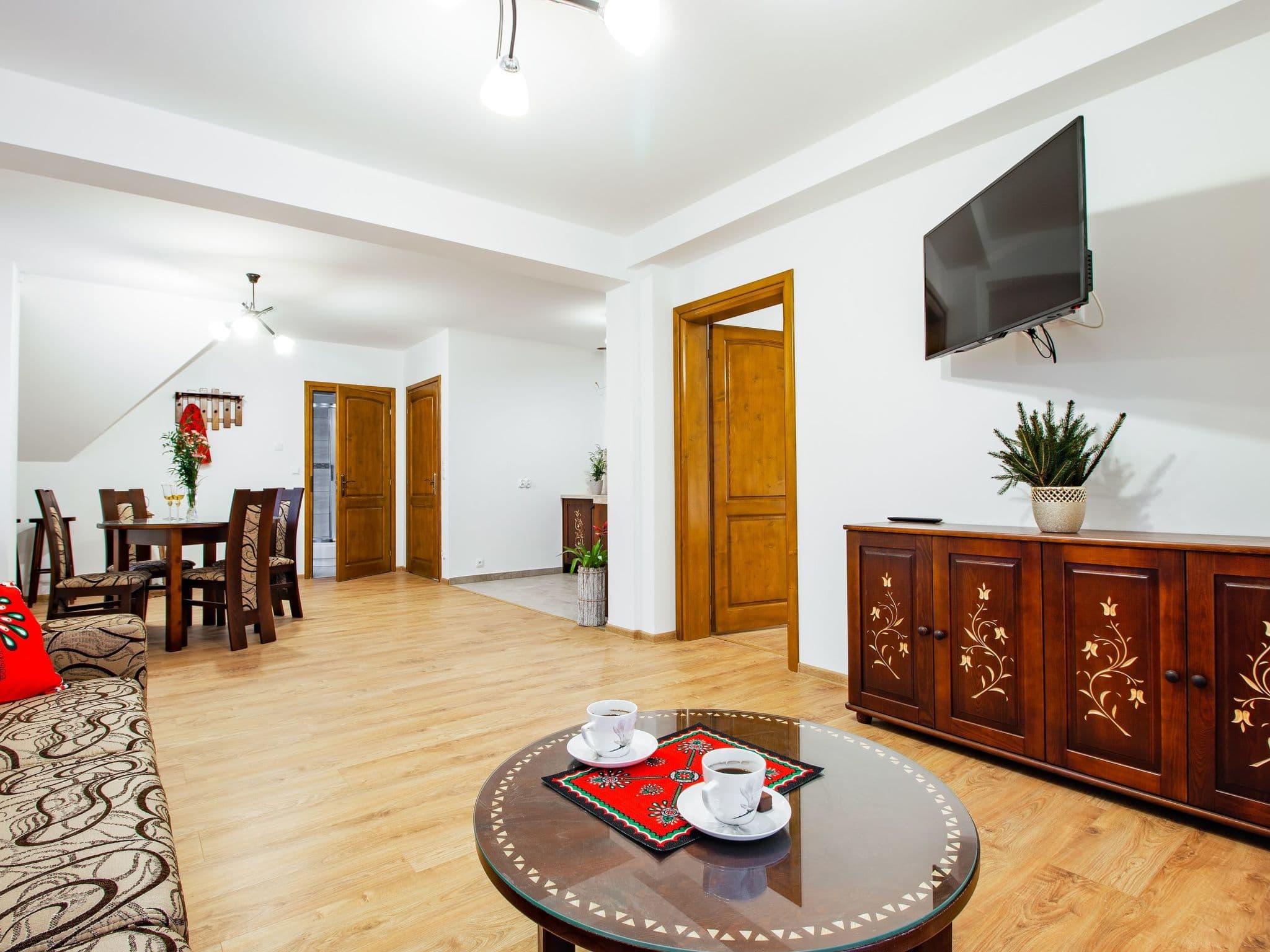 Gallery Image 9