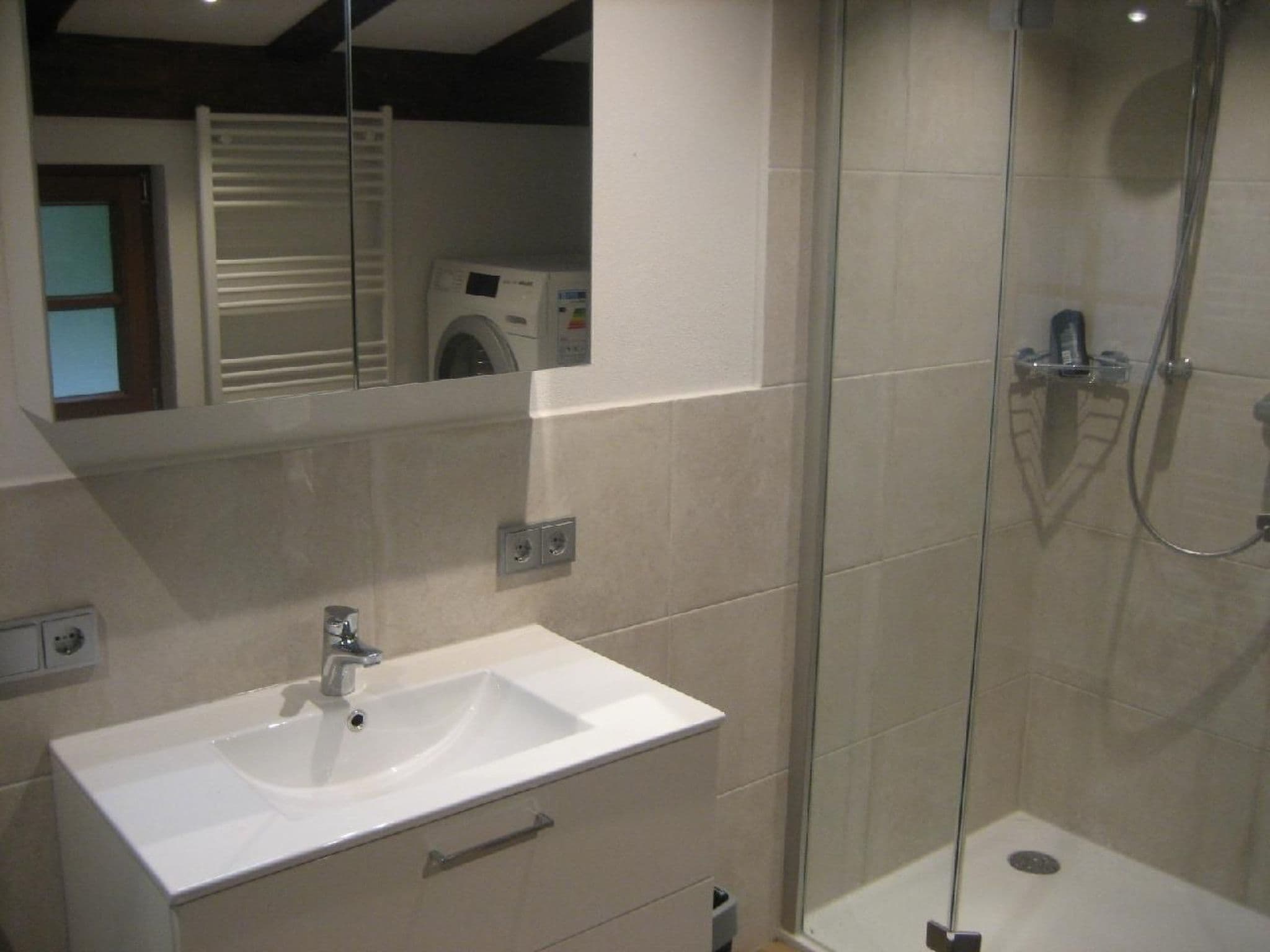 Gallery Image 12
