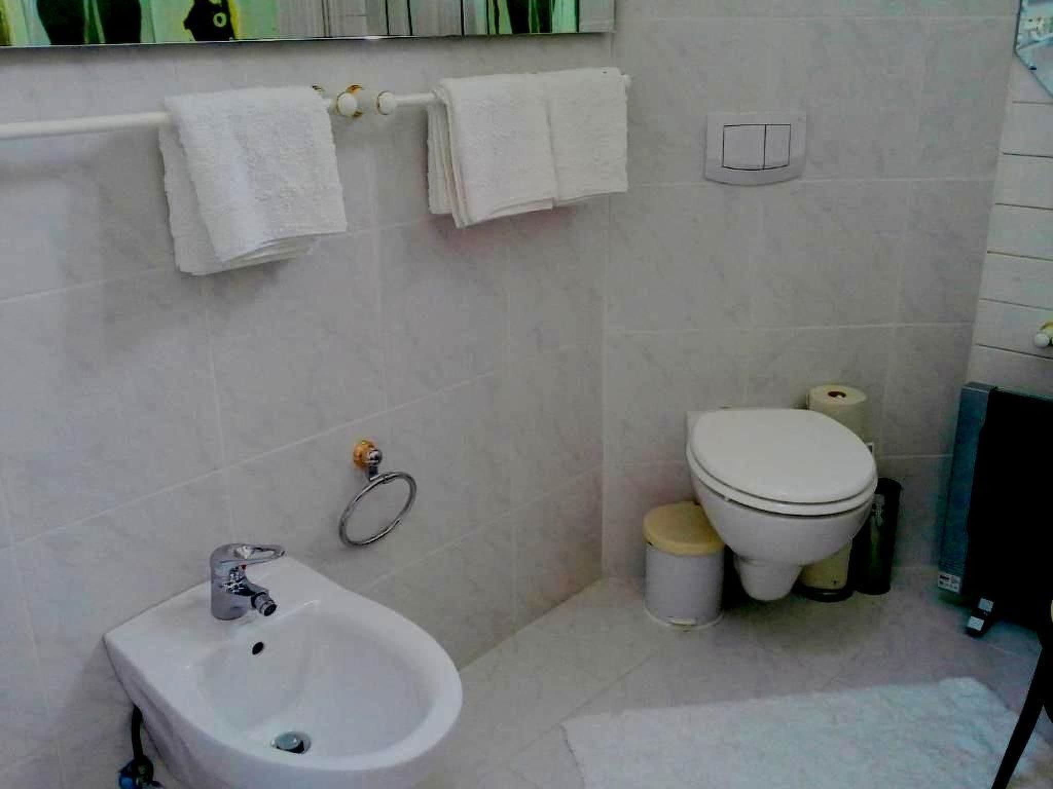 Gallery Image 48