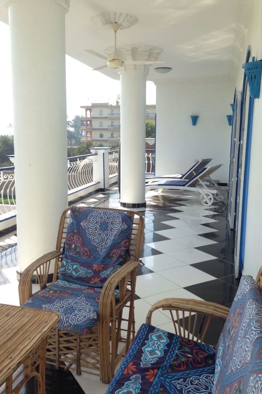 Gallery Image 12