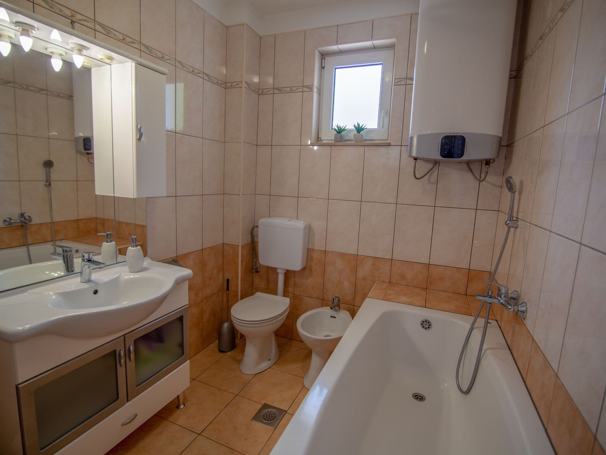 Bathroom / Wellness