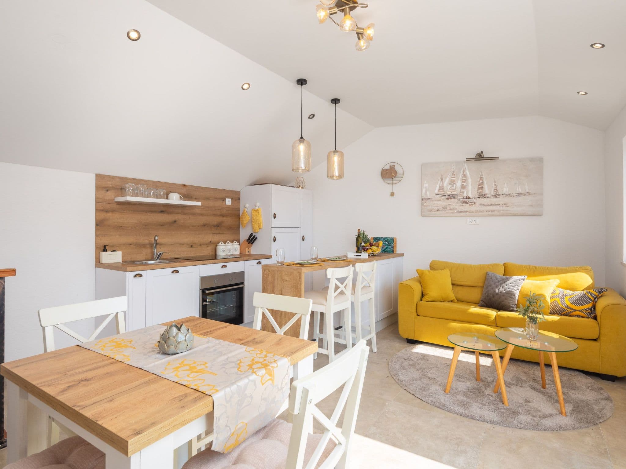 Kitchen / Dining Room
