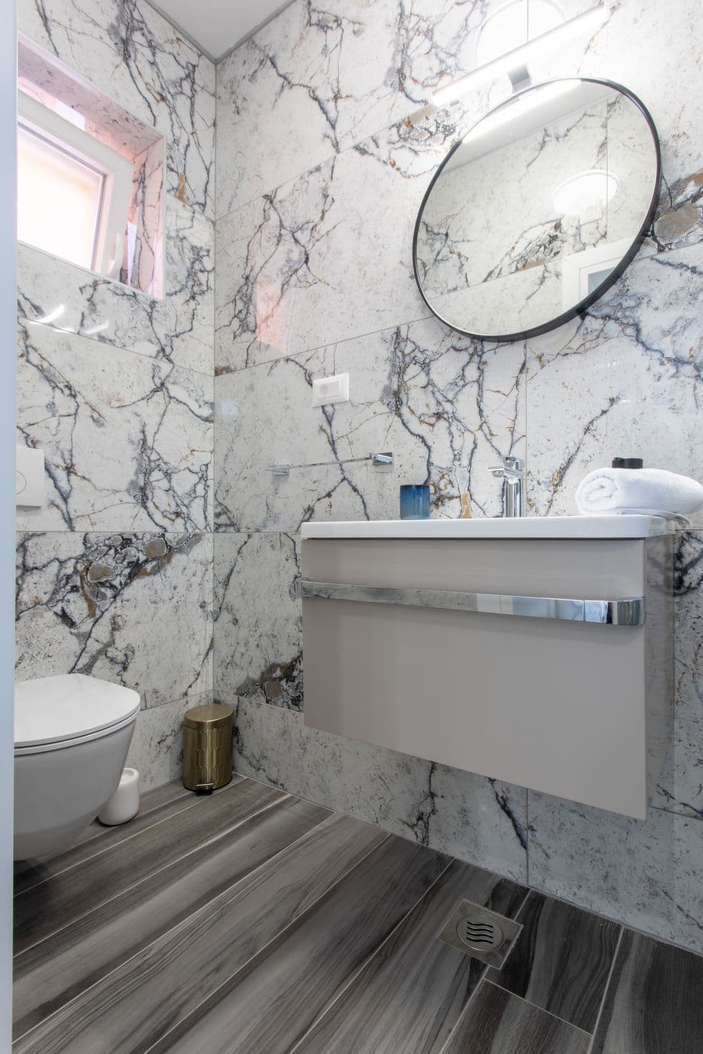 Bathroom / Wellness