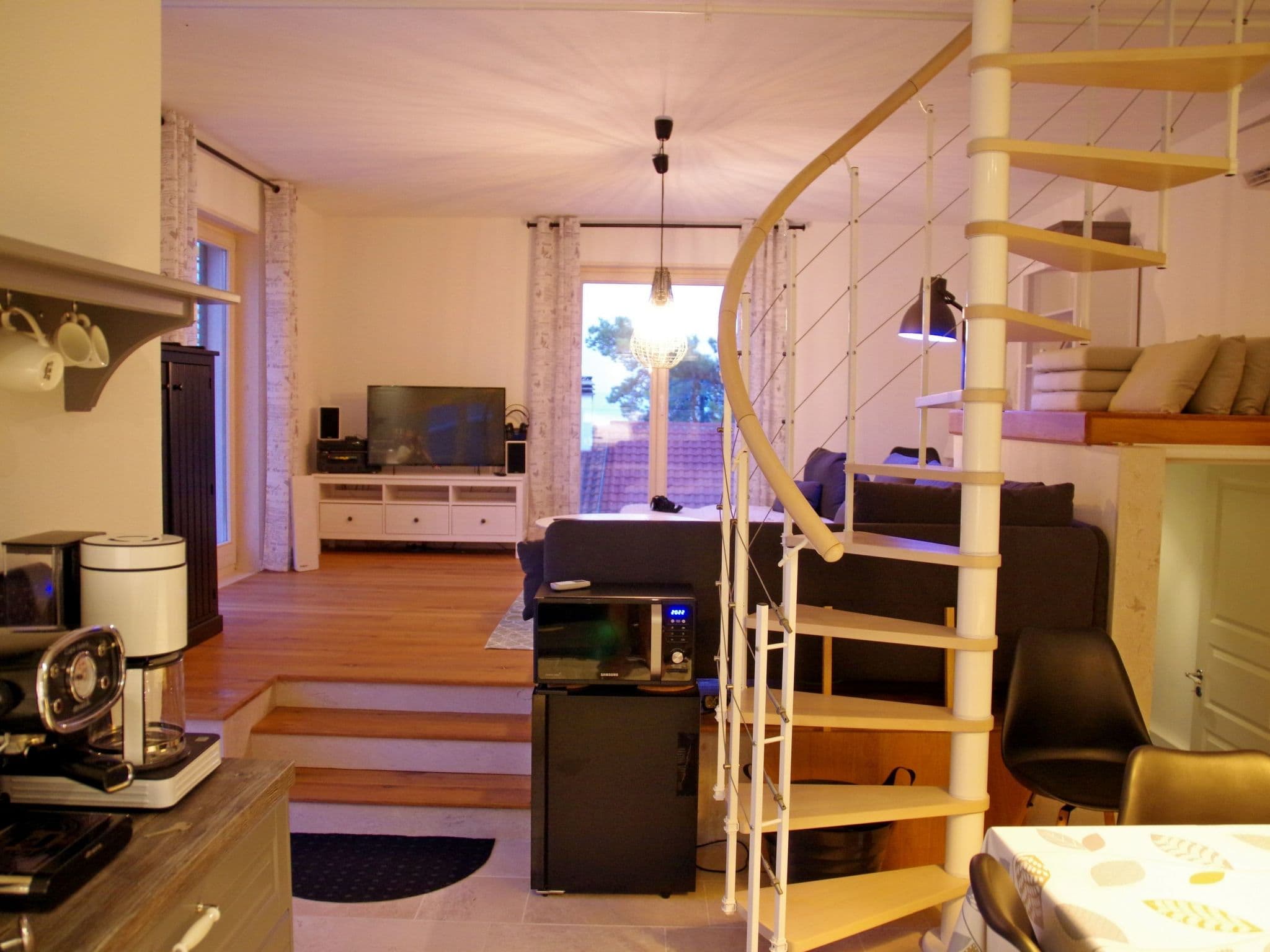 Kitchen / Dining Room