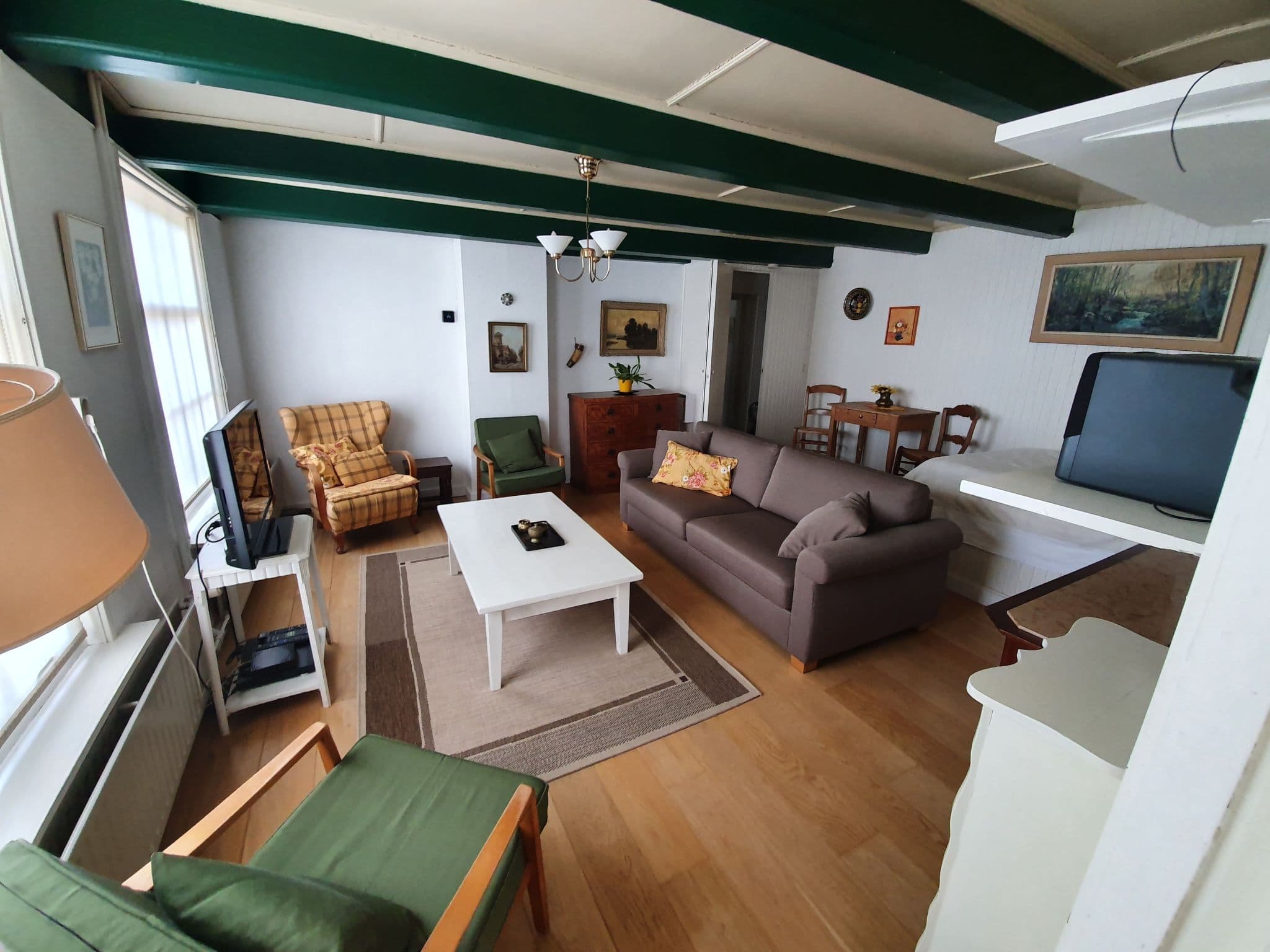 Gallery Image 6