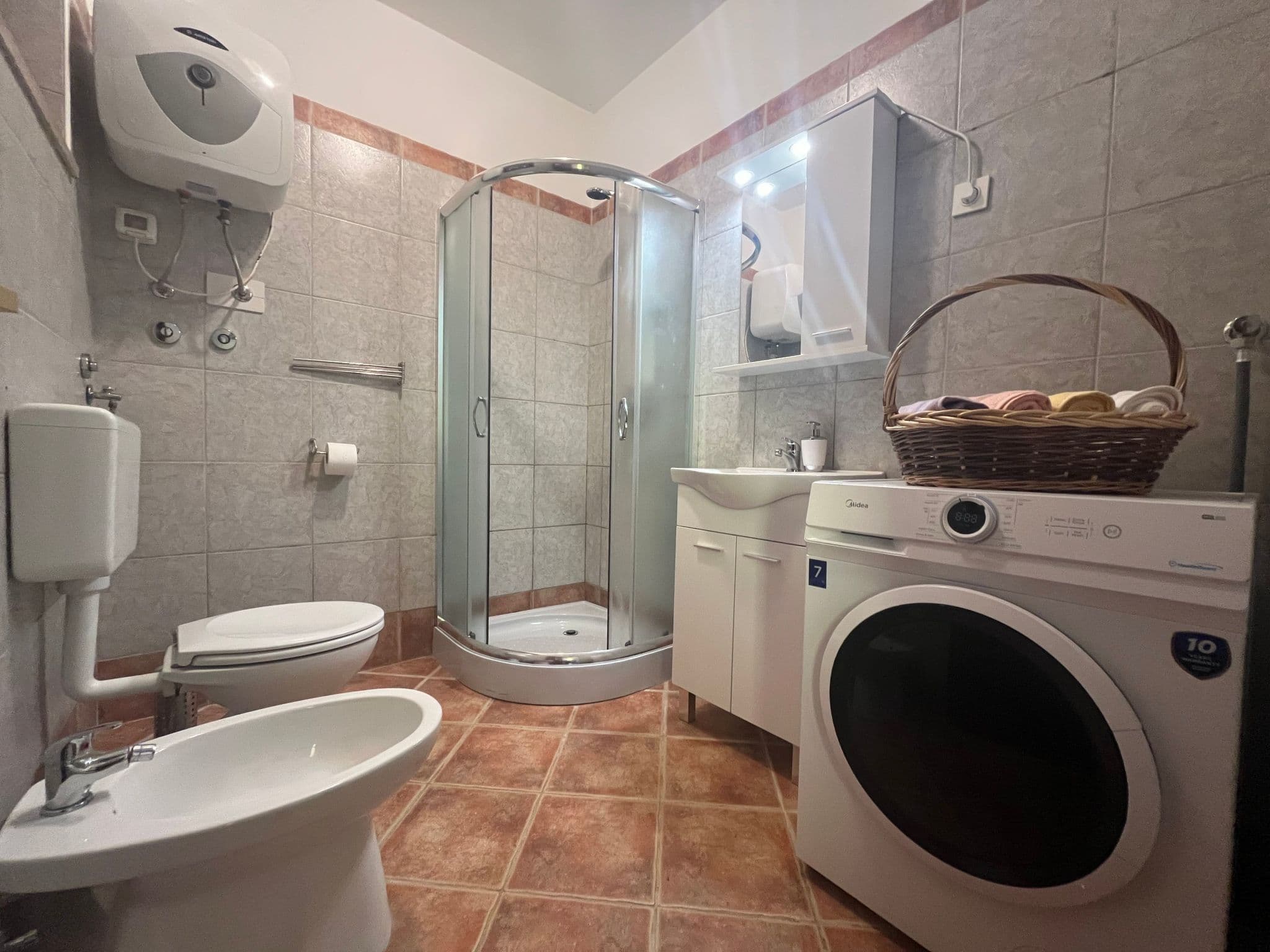 Bathroom / Wellness