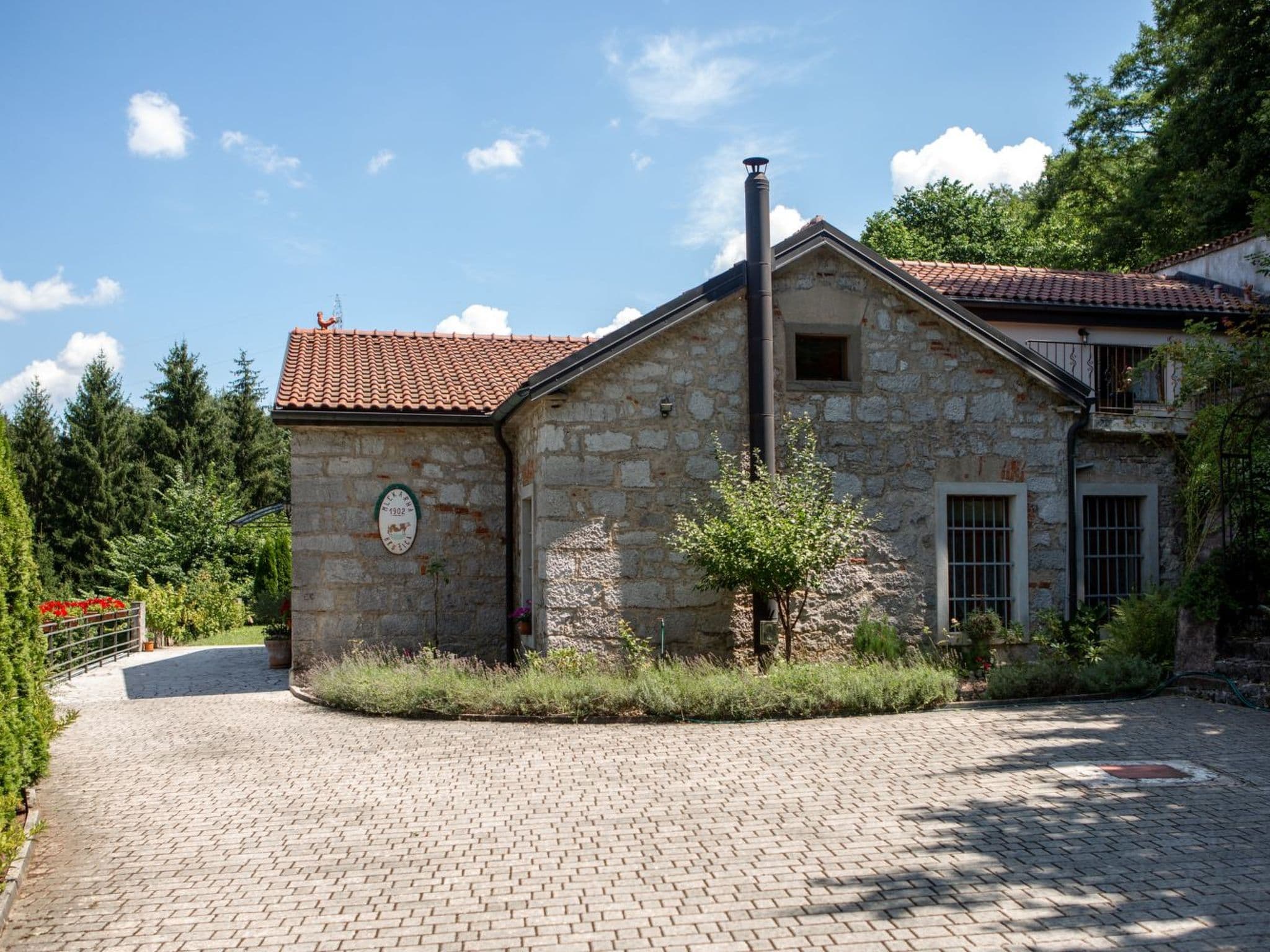 Gallery Image 11